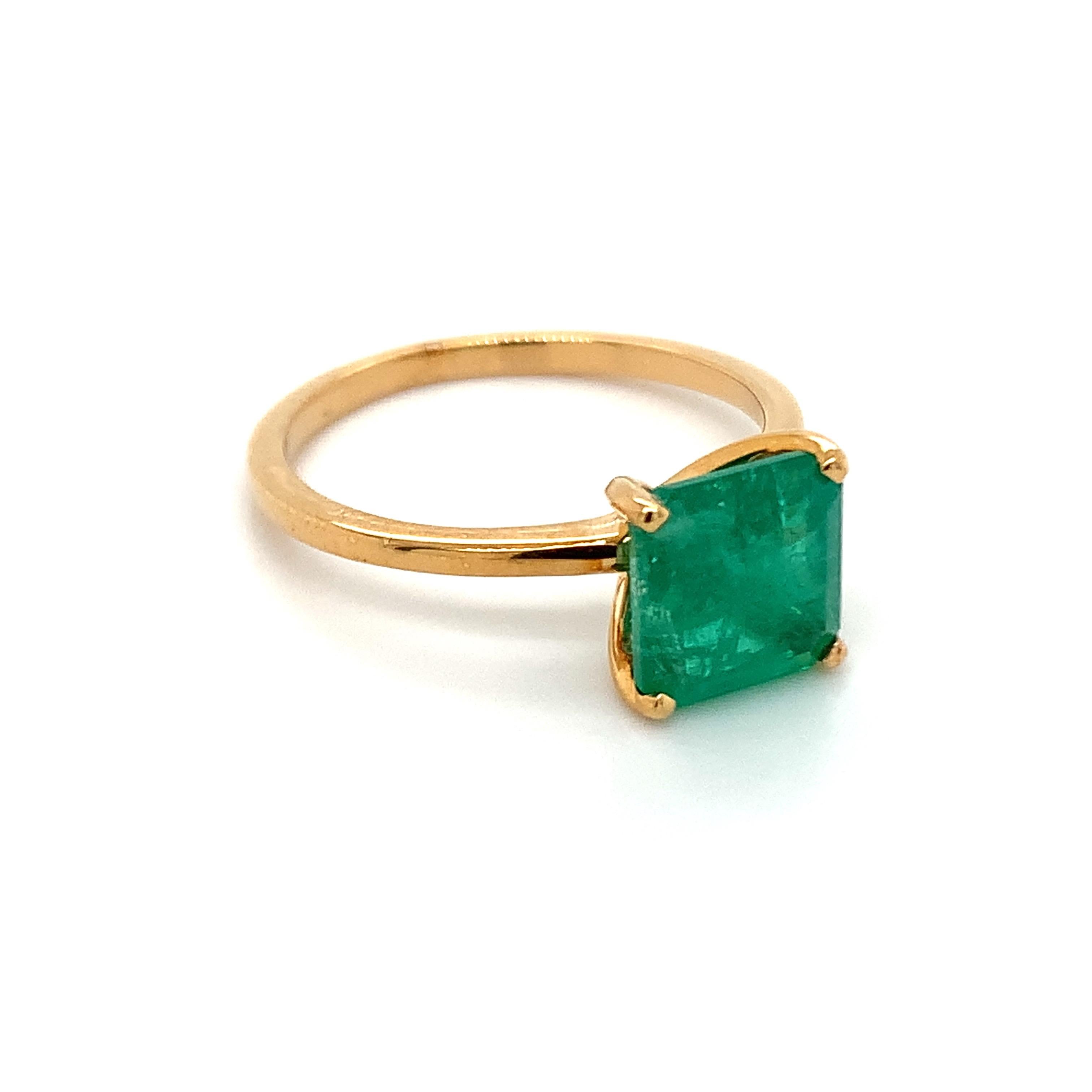 Octagon cut emerald gemstone beautifully crafted in a 10K yellow gold ring.

With a vibrant green color hue. The birthstone for May is a symbol of renewed spring growth. Explore a vast range of precious stone Jewelry in our store. 

Centre stone is