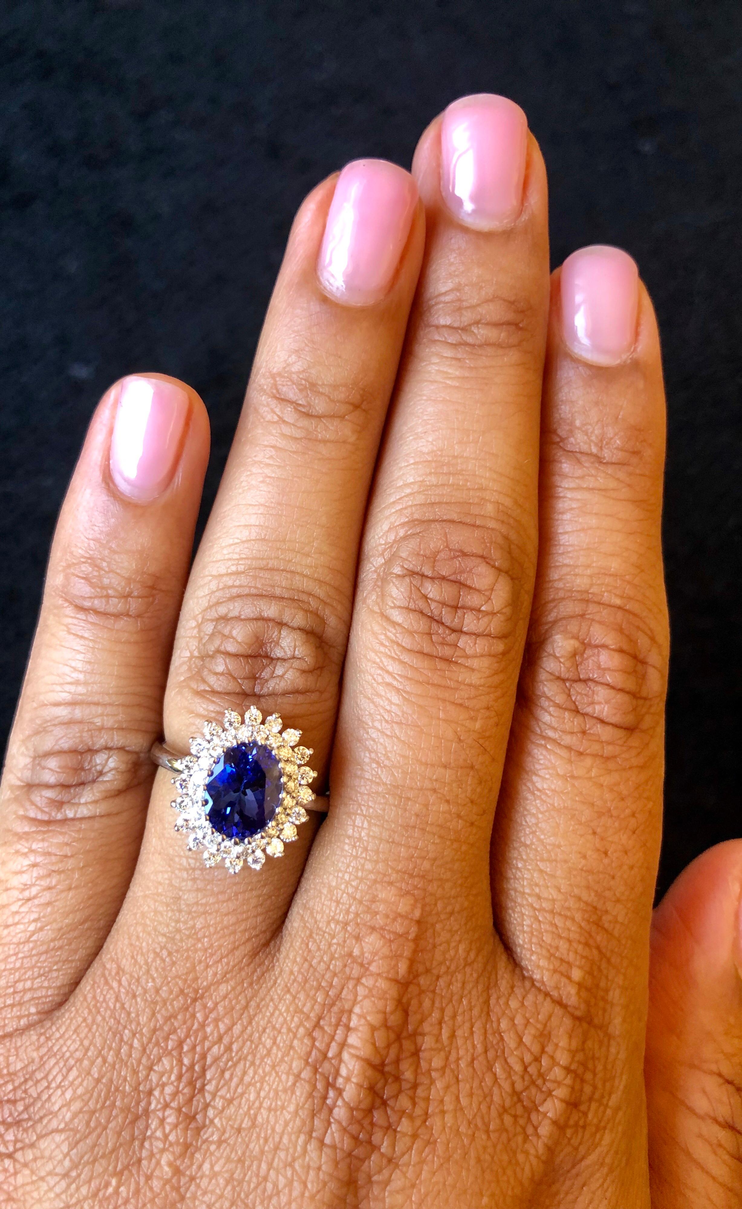 2.23 Carat Tanzanite Diamond 18 Karat White Gold Cocktail Ring In New Condition For Sale In Los Angeles, CA