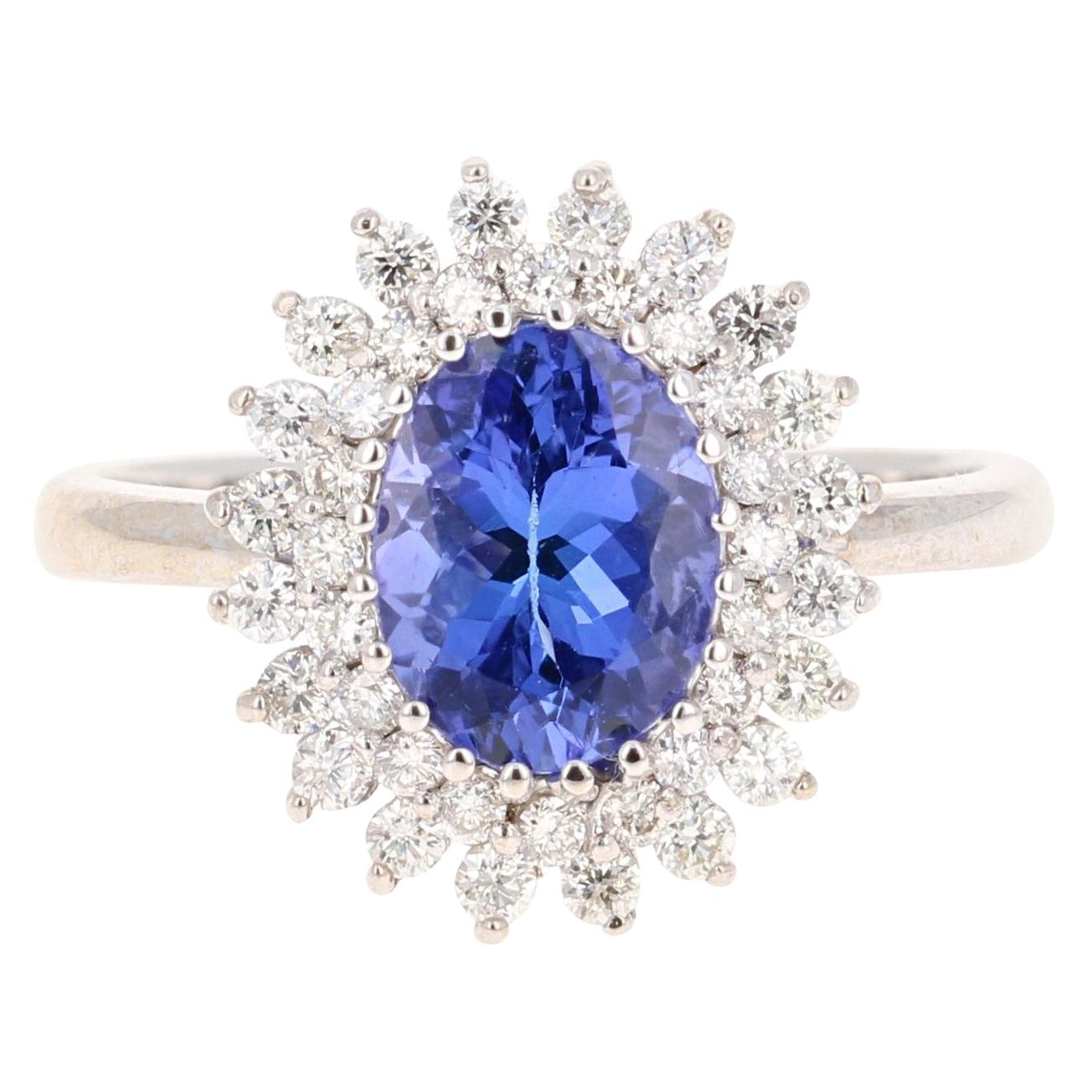 Anillo de cóctel de oro blanco de 18 quilates con diamante tanzanita de 2,23 quilates en venta