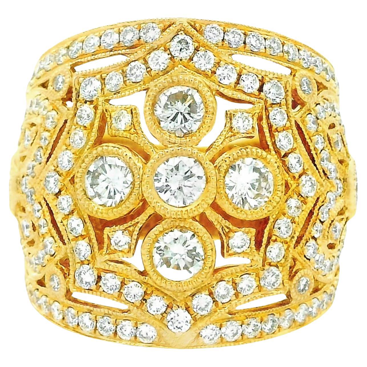 2.23 Carats Diamond Antique-Style 18K Yellow Gold Band Ring For Sale