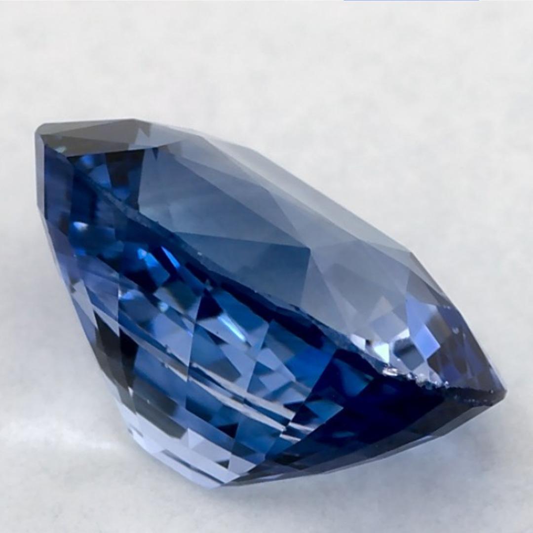 2.23 Karat Blauer Saphir Cushion Loser Edelstein 1