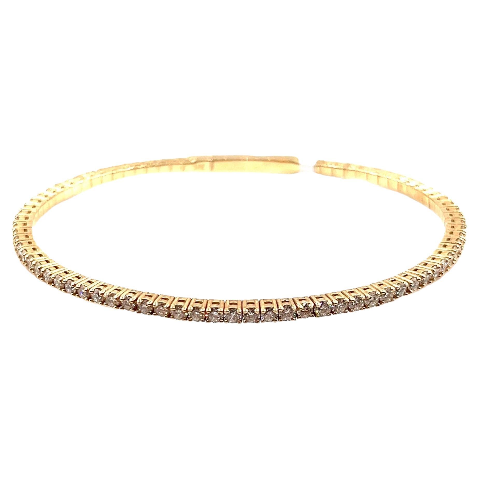 Moderne Bracelet flexible en diamant de 2,23 ct en vente