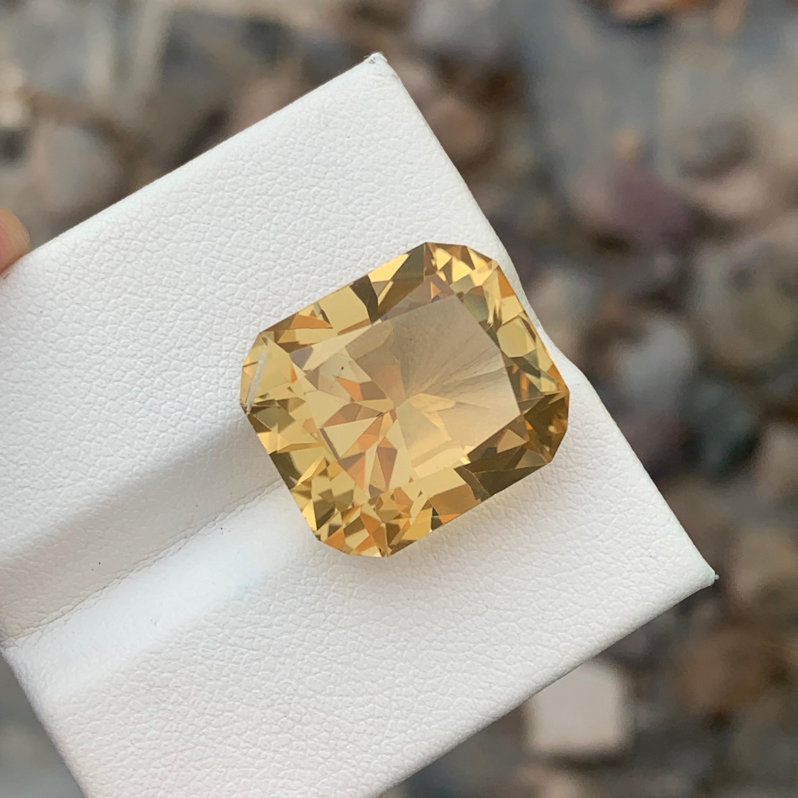 Antique Cushion Cut 22.30 Carats Gorgeous Natural Loose Yellow Citrine Gem For Jewelry Making  For Sale