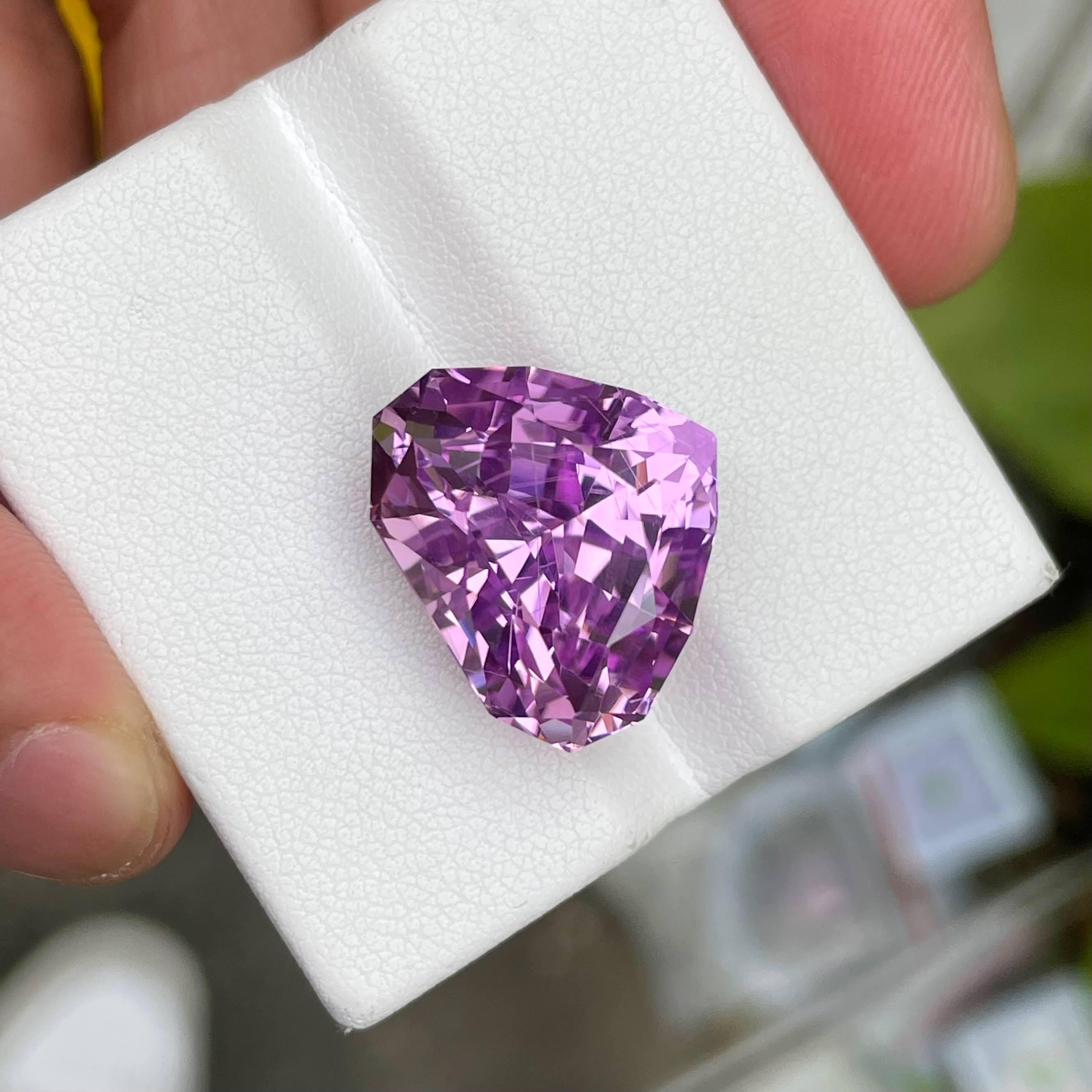 Trillion Cut 22.30 carats Purple Loose Kunzite Stone Custom Precision Cut Naigarian Gemstone