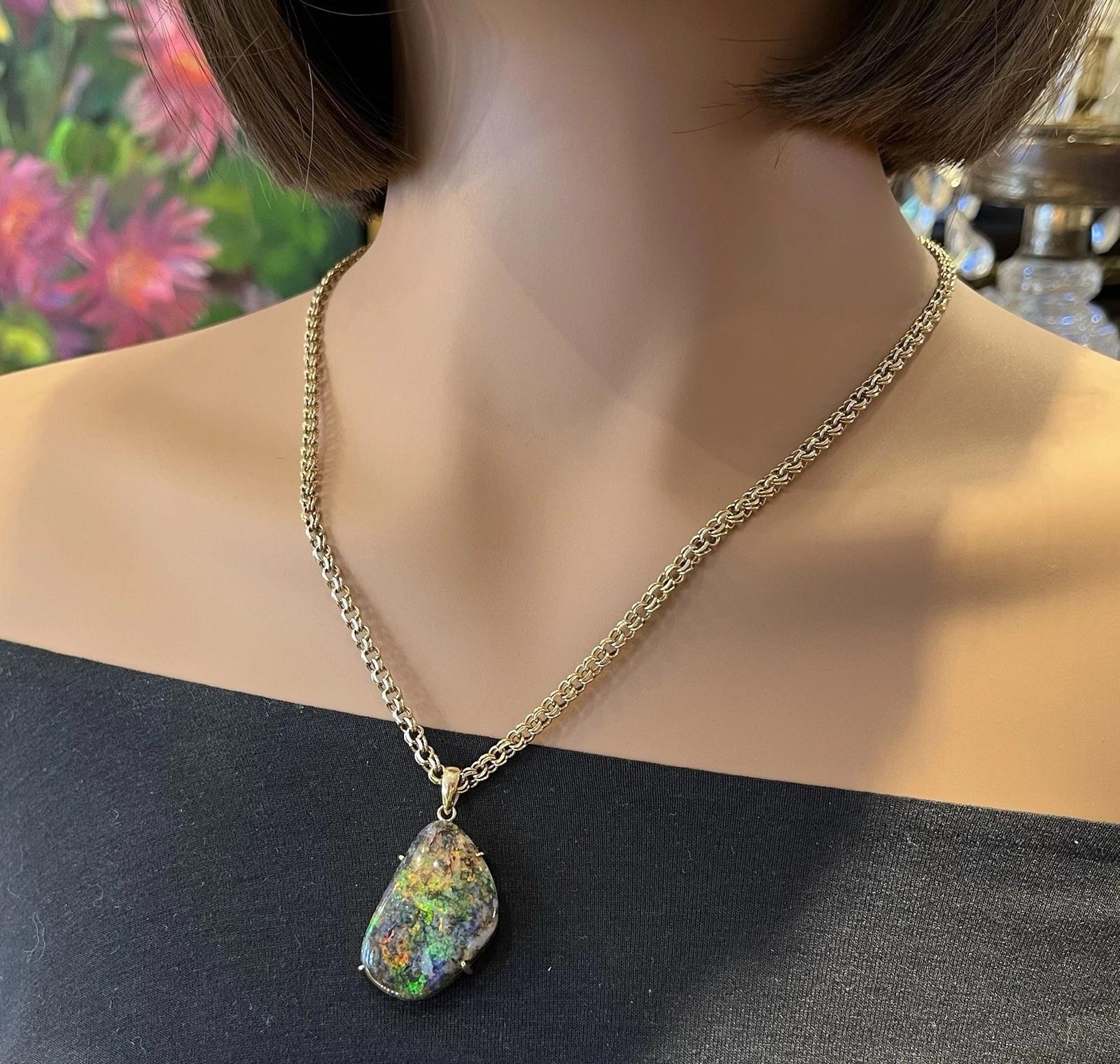 22.31 ct Boulder Opal Pendant Necklace in 18k & 14k Yellow Gold For Sale 5