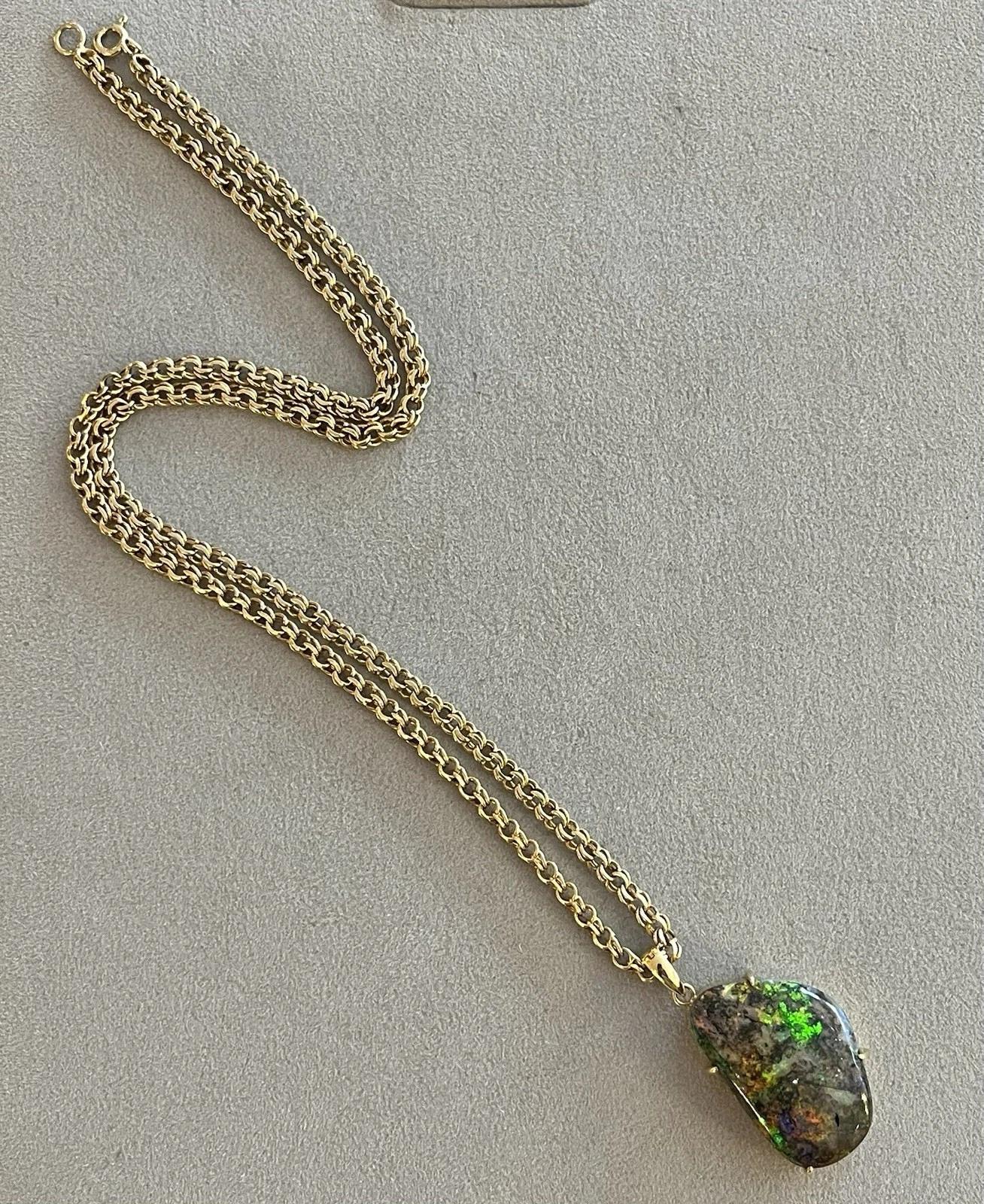 22.31 ct Boulder Opal Pendant Necklace in 18k & 14k Yellow Gold For Sale 4