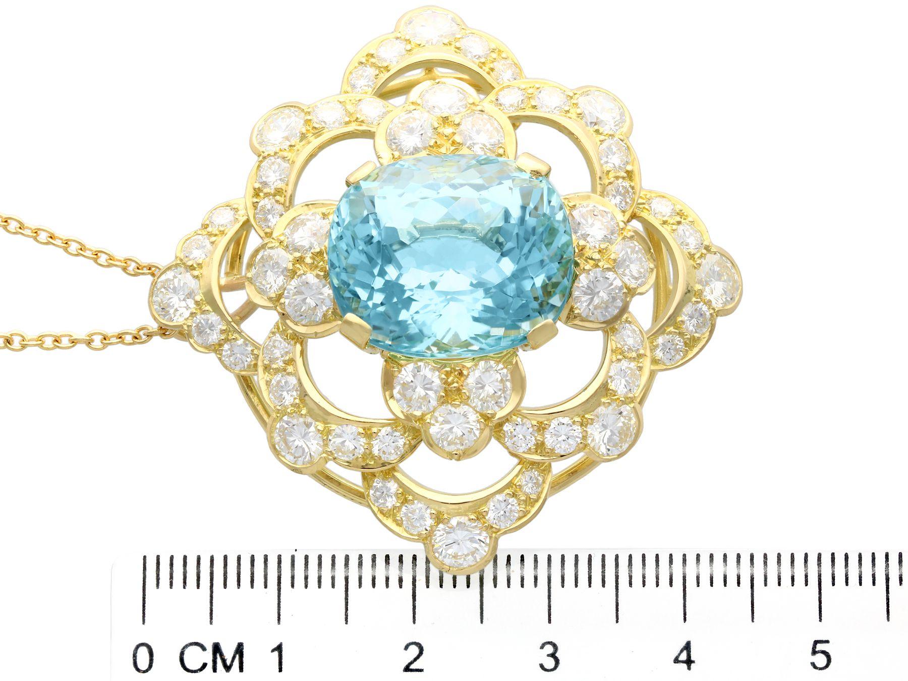 22.32 Carat Aquamarine 7.62 Carat Diamond and Yellow Gold Pendant For Sale 1