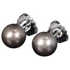 22327 Mikimoto Ohrstecker aus 18-karätigem Weißgold mit 11 mm großen schwarzen Südsee-Zuchtperlen
