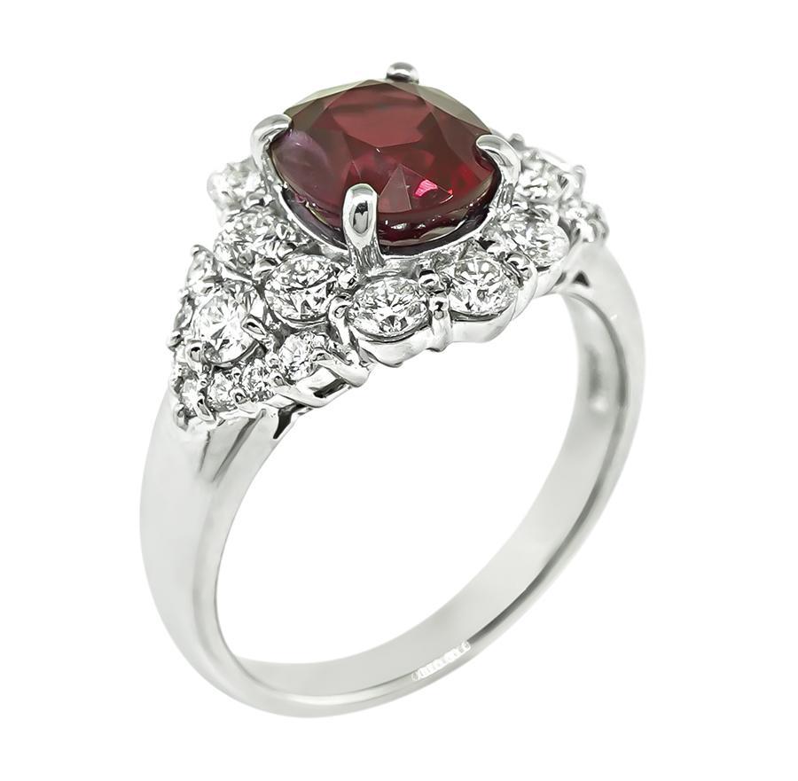 2,23 Karat Burma Rubin 1,08 Karat Diamantring (Ovalschliff) im Angebot