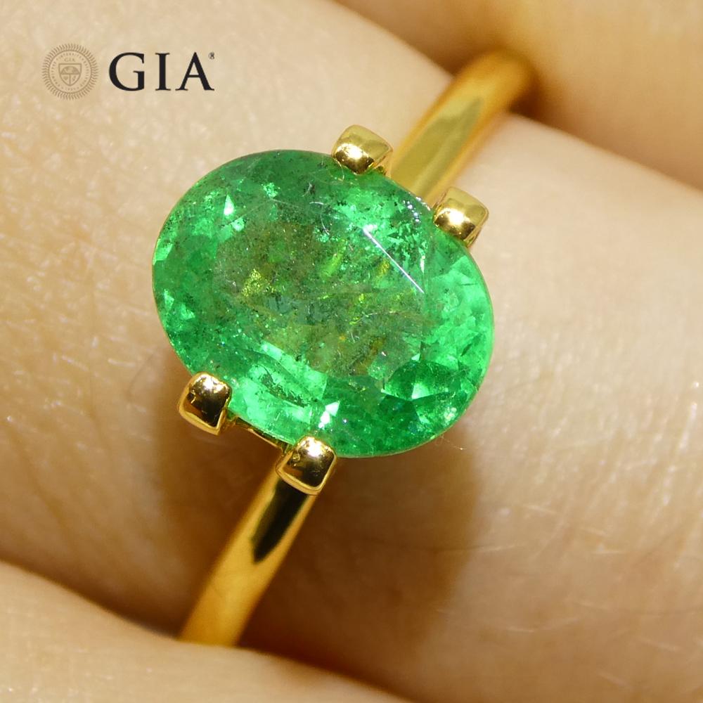 Brilliant Cut 2.23ct Oval Green Emerald GIA Certified Zambia (F2) For Sale