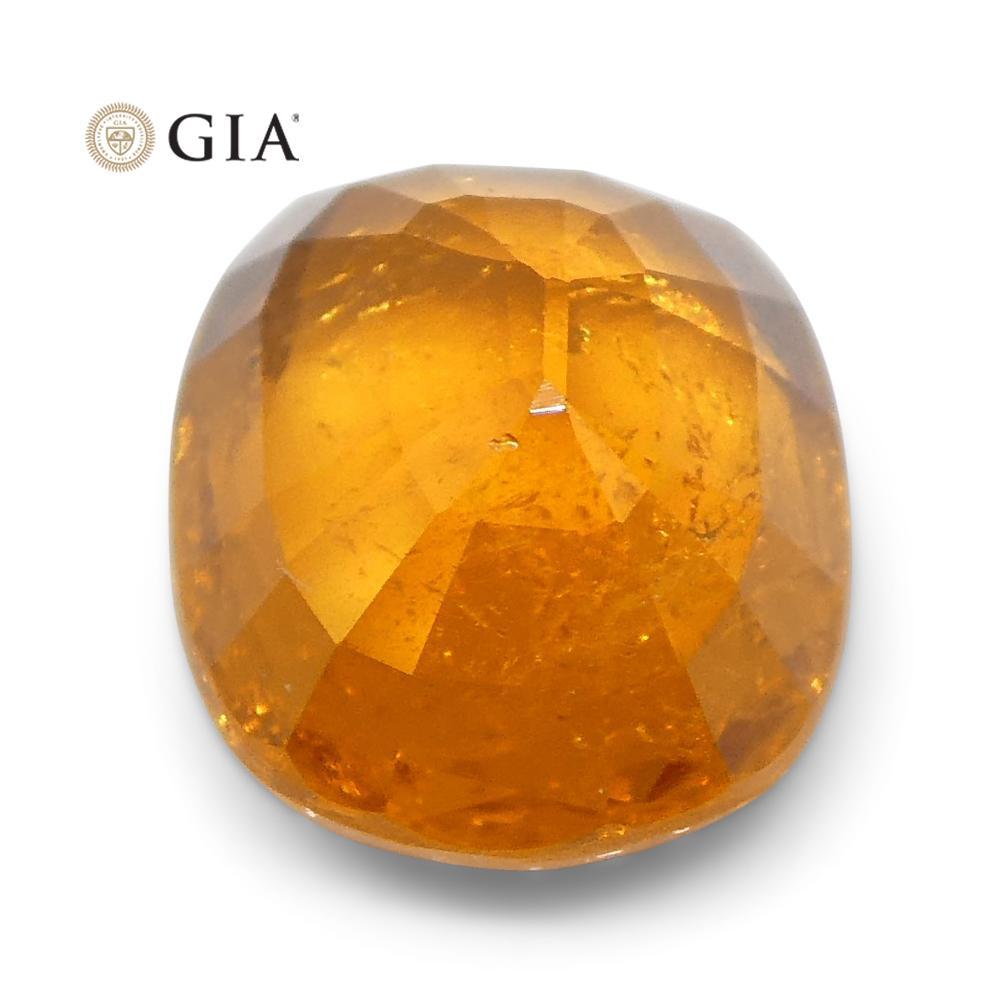 2,23ct Cuscino di granato spessartina/spessartite arancione vivo, certificato GIA in vendita 3