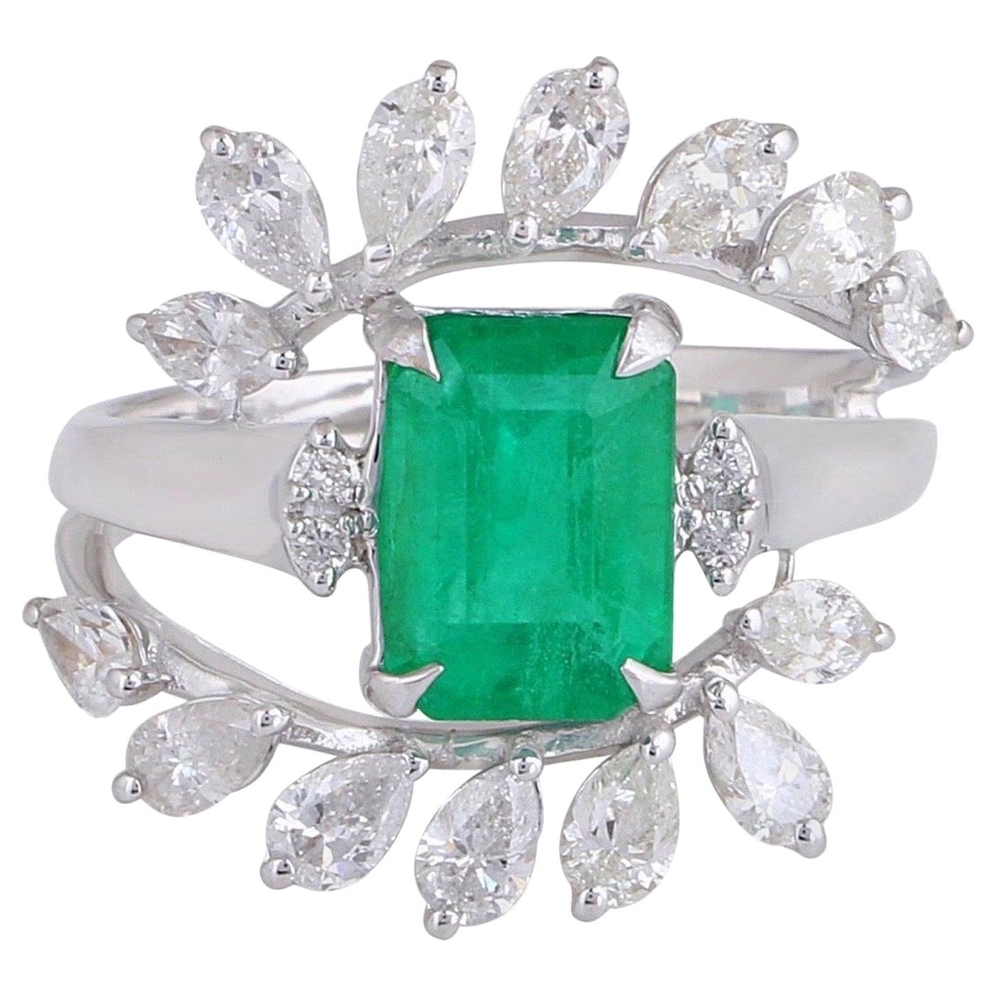 For Sale:  2.24 Carat Emerald Diamond 18 Karat Gold Leaf Ring