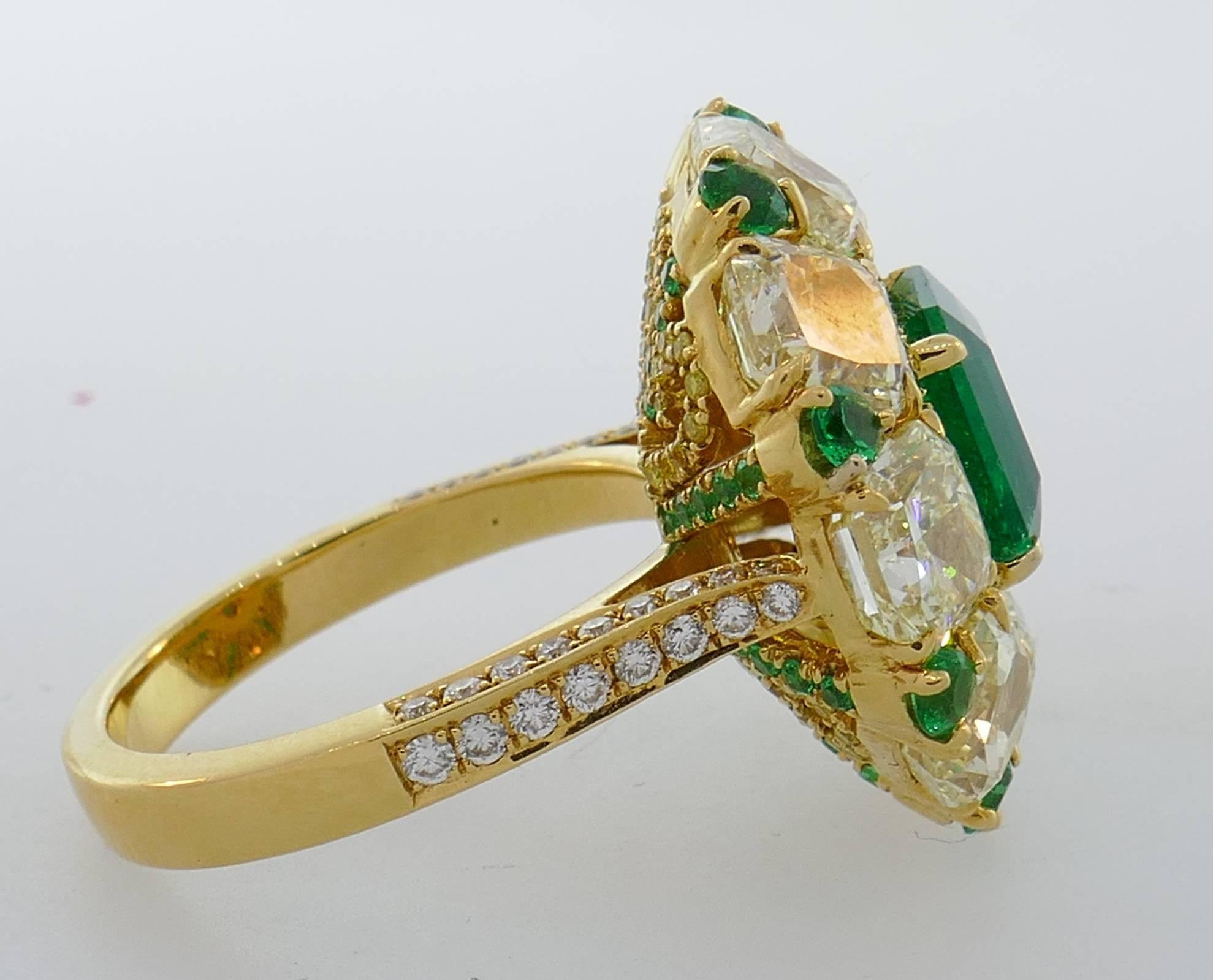 2.24 Carat Emerald Diamond Yellow Gold Ring For Sale 2