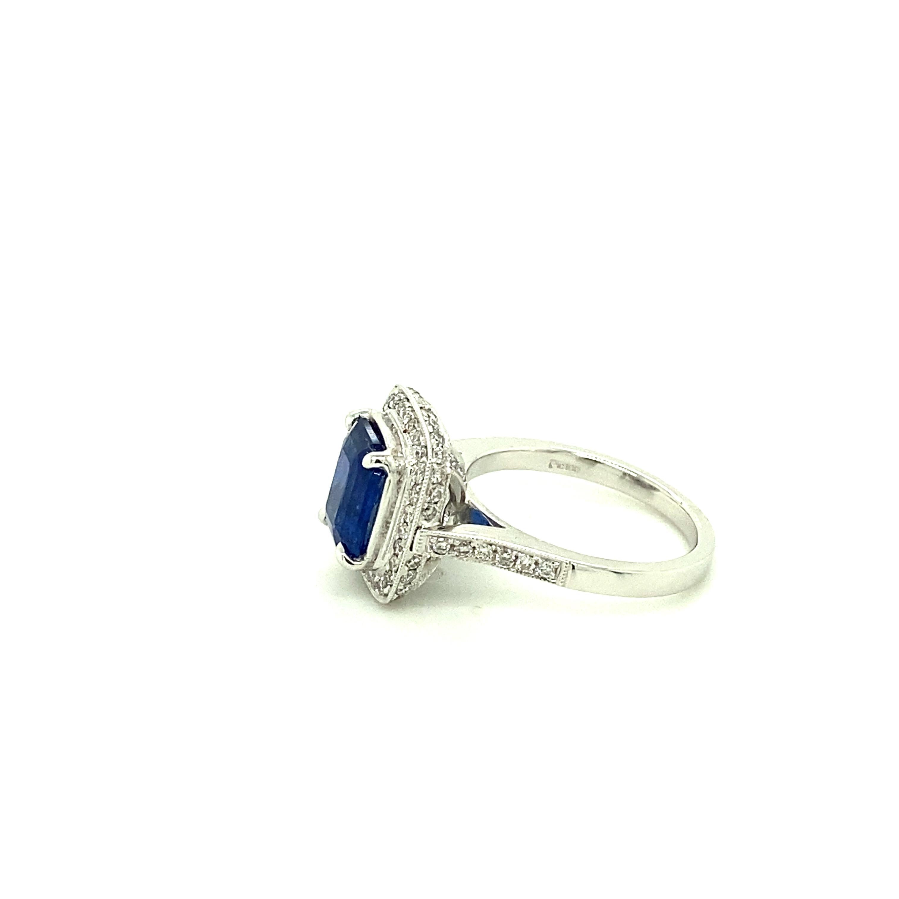 2.52 Carat GRS Certified Unheated Burmese Sapphire and Diamond Platinum Ring In New Condition In Hong Kong, HK