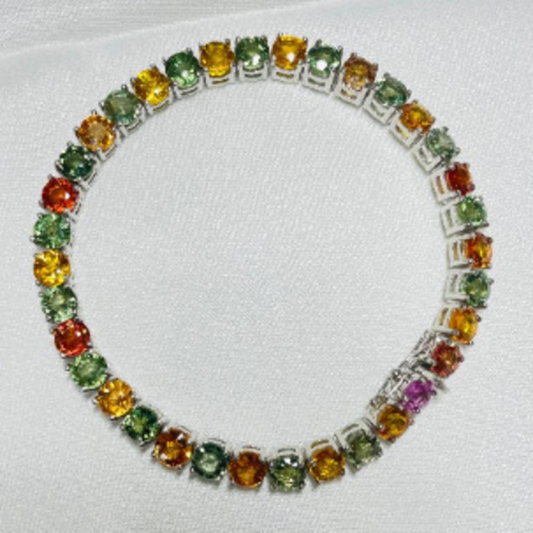 22,4 Karat rundes Multi-Saphir-Tennisarmband für Mutter in 925 Silberfassungen mit runden Saphiren im Zustand „Neu“ im Angebot in New York, NY