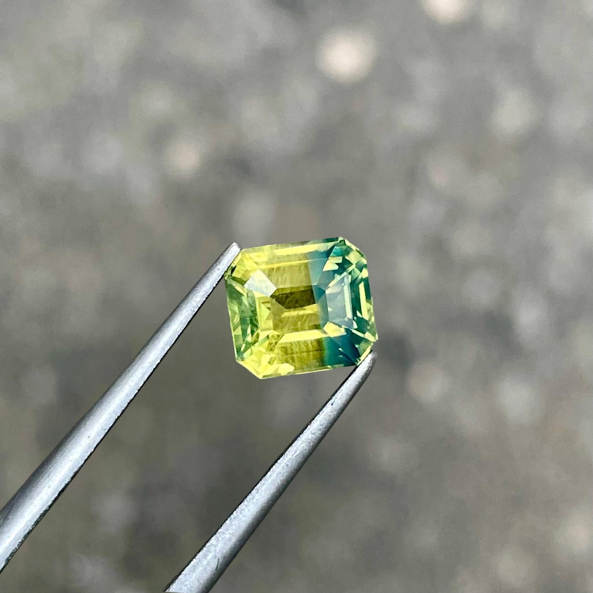 2.24 carats Bicolor Parti Sapphire Stone Emerald Cut Natural Sri Lankan Gemstone For Sale 1
