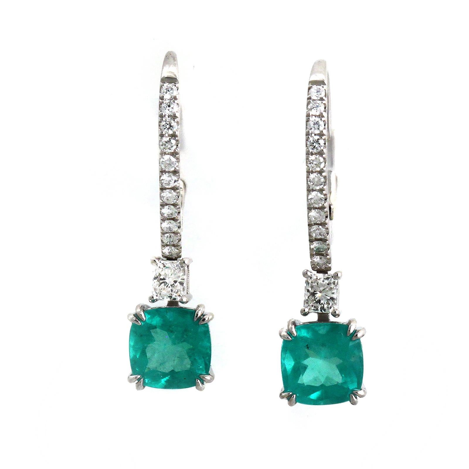 Round Cut 2.24 Carat Colombian Emerald & 0.45 Carat Diamonds 14k White Gold Drop Earrings