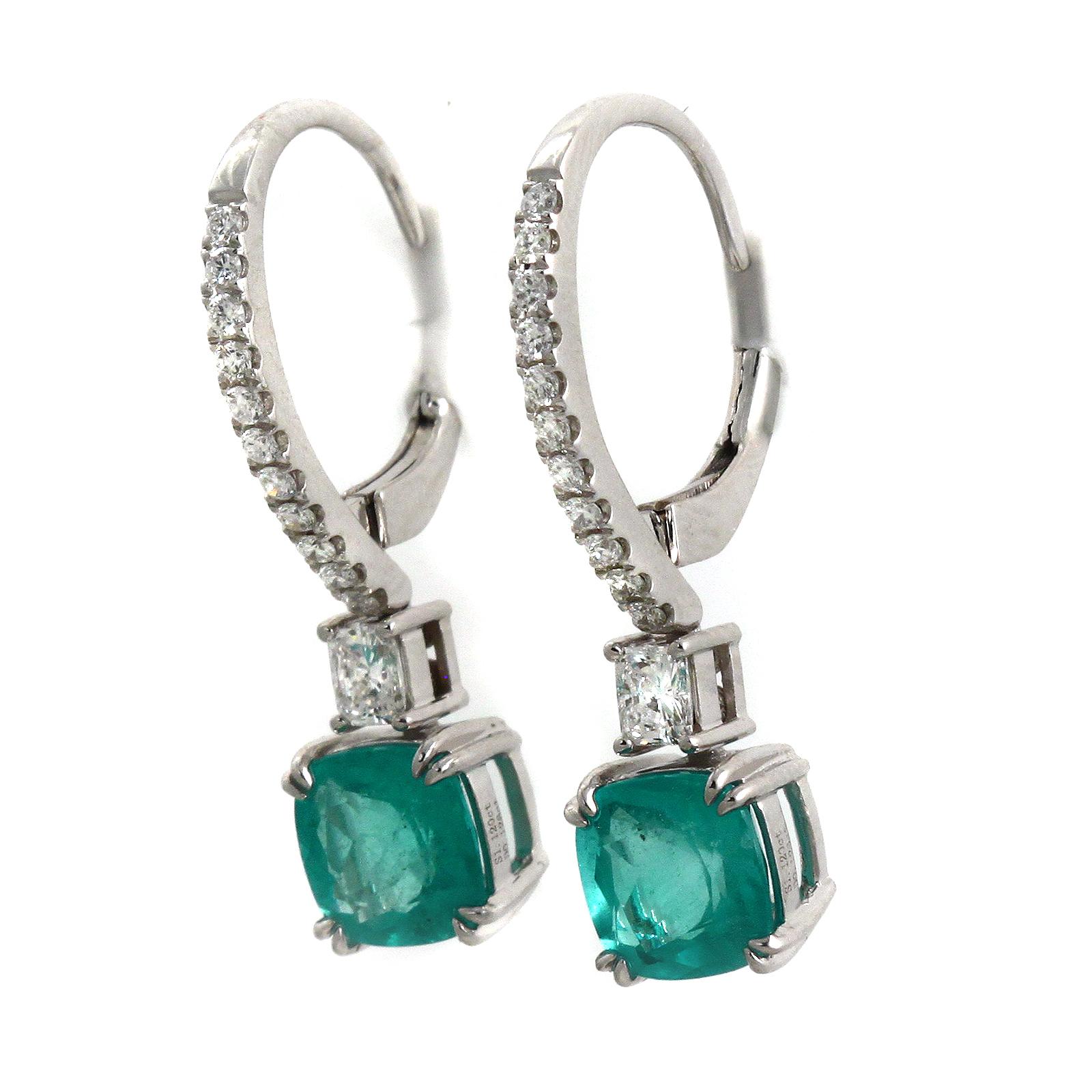 2.24 Carat Colombian Emerald & 0.45 Carat Diamonds 14k White Gold Drop Earrings In Excellent Condition In Los Angeles, CA