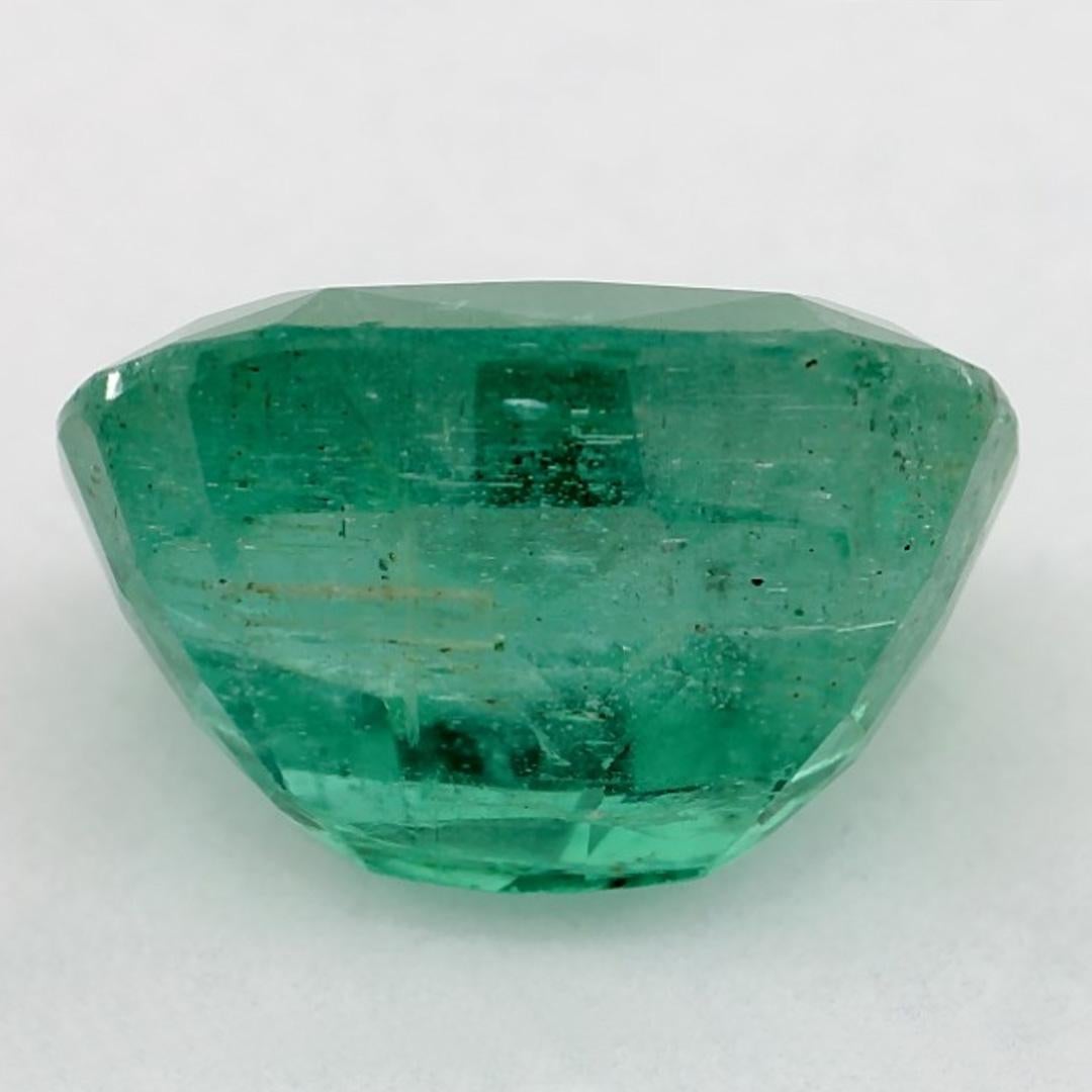 2.24 Ct Emerald Cushion Loose Gemstone In New Condition For Sale In Fort Lee, NJ