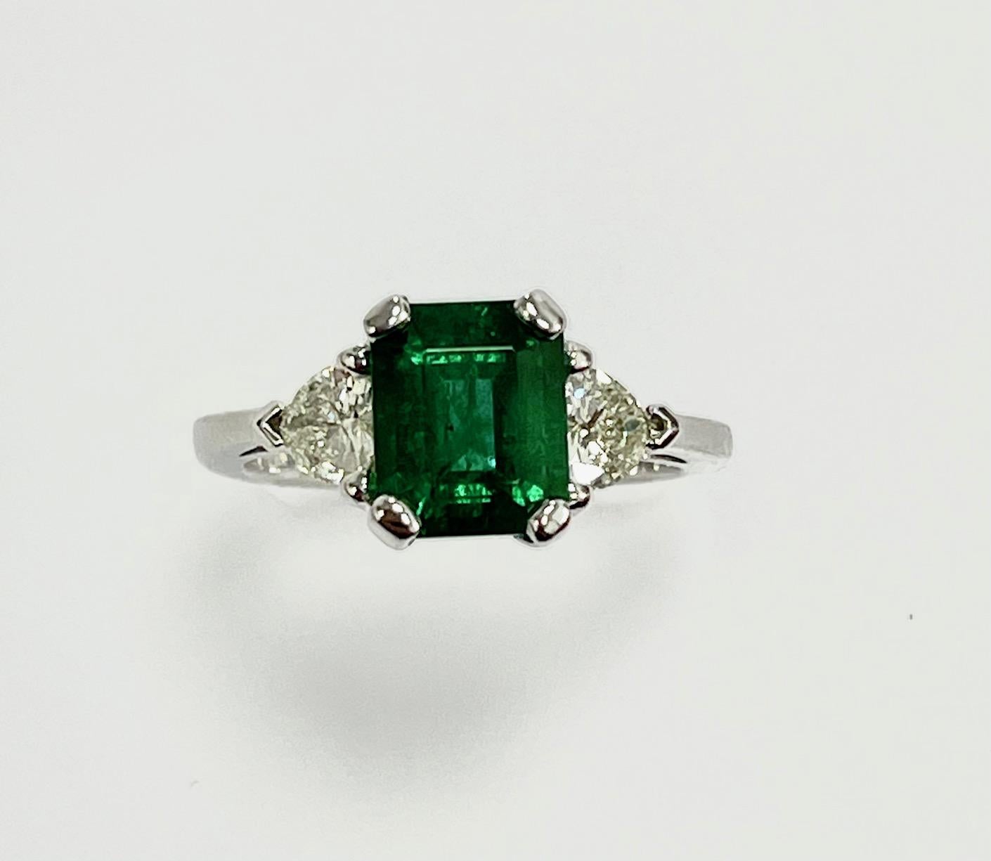 2.24 ct Zambian Emerald cut emerald      diamonds set in 18k white ring 