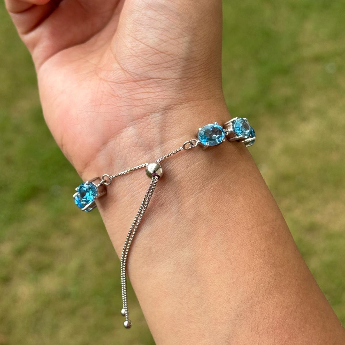 Donna 22,45 carati di topazio blu naturale Bracciale d'argento regolabile A. Silver per donne Regalo in vendita