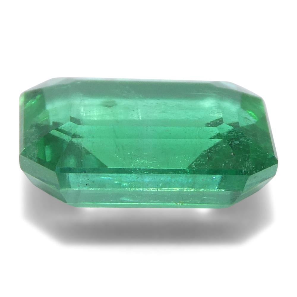2.24ct Octagonal/Emerald Cut Green Emerald from Zambia (Émeraude verte de Zambie) en vente 4