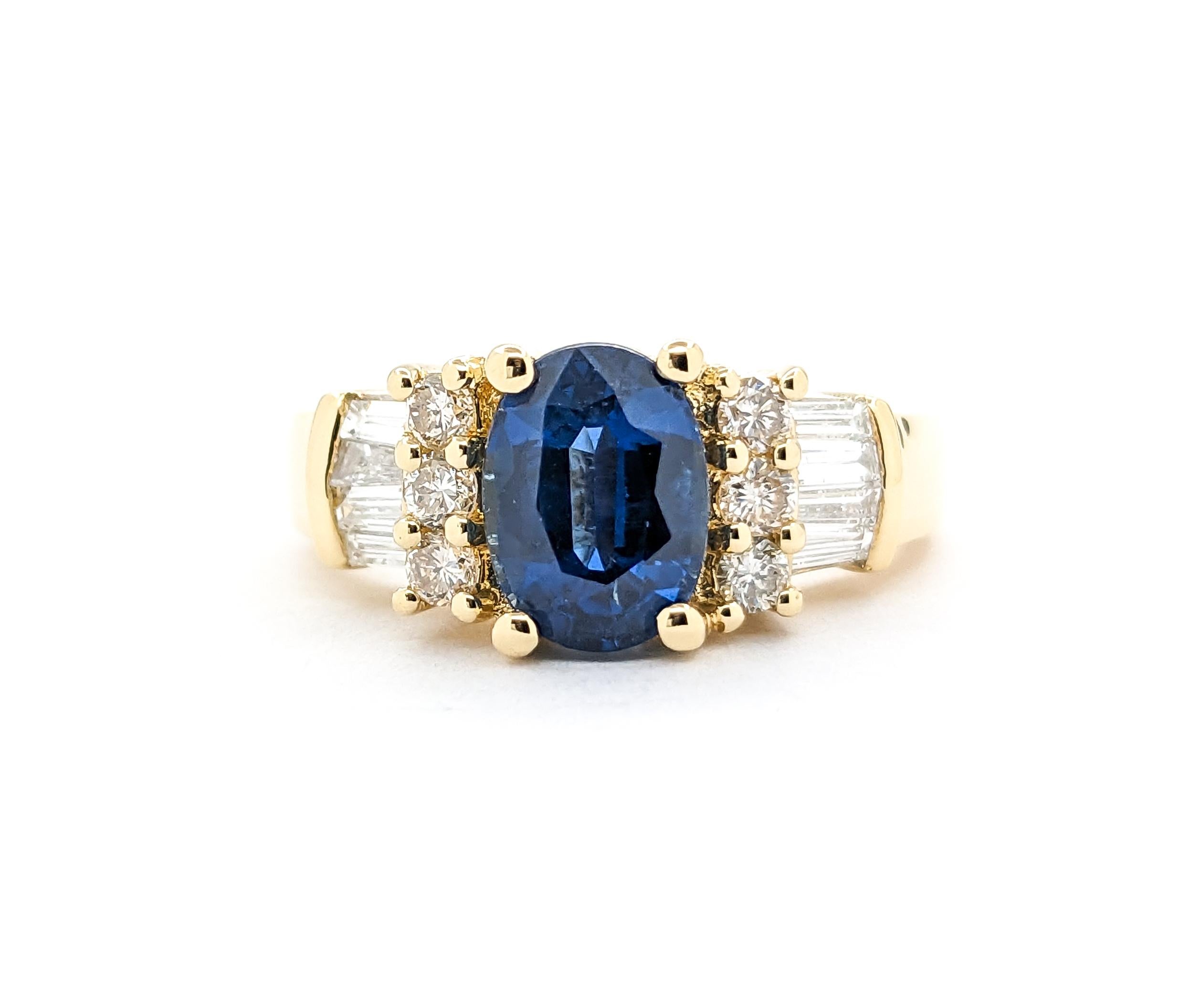 2.24ct Sapphire Ring With Diamonds In 18kt Yellow Gold For Sale 7