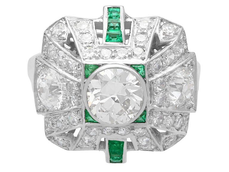 Art Deco 2.25 Carat Diamond and Emerald Platinum Cluster Ring In Excellent Condition In Jesmond, Newcastle Upon Tyne