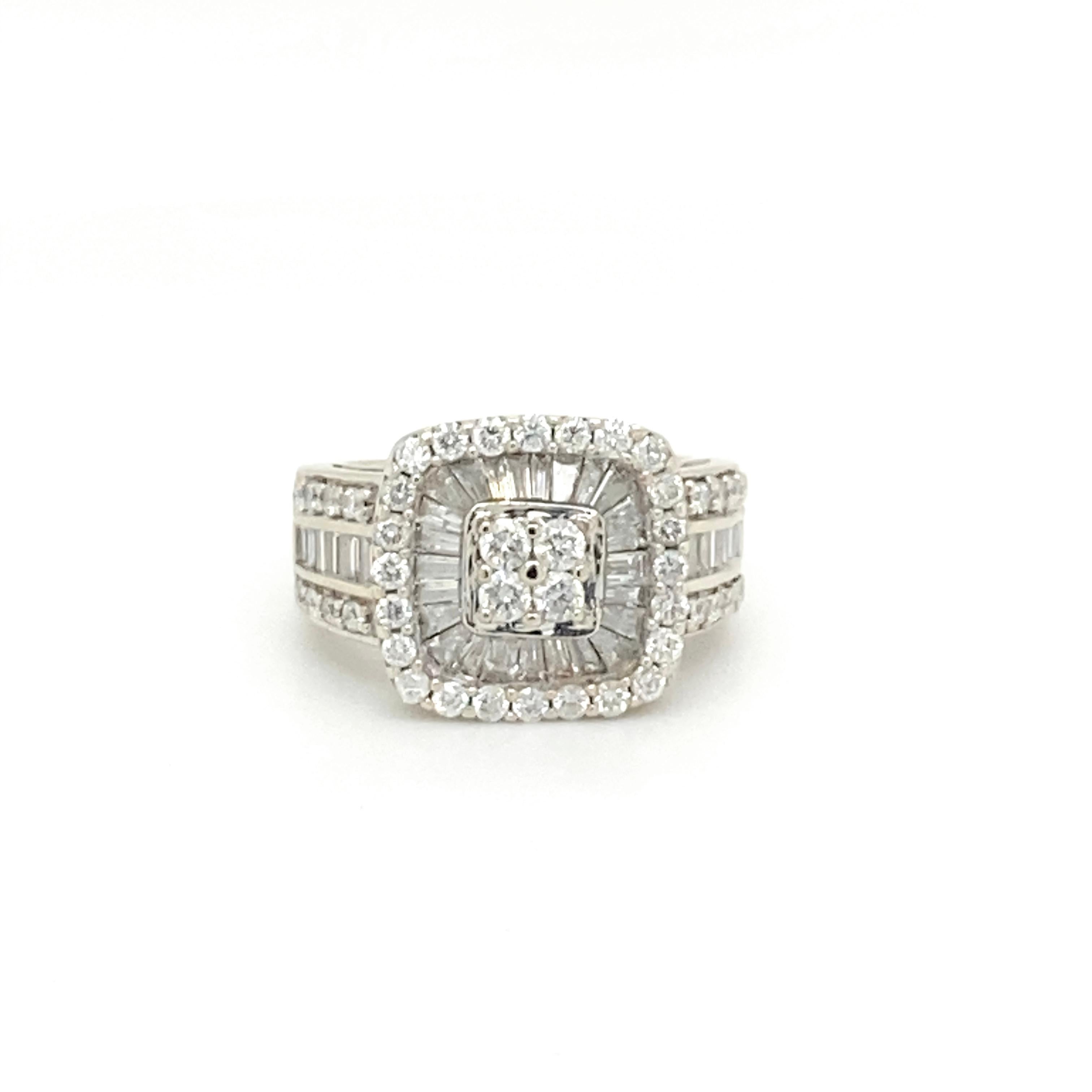 2.25 Carat Diamond Cluster Ring For Sale 1