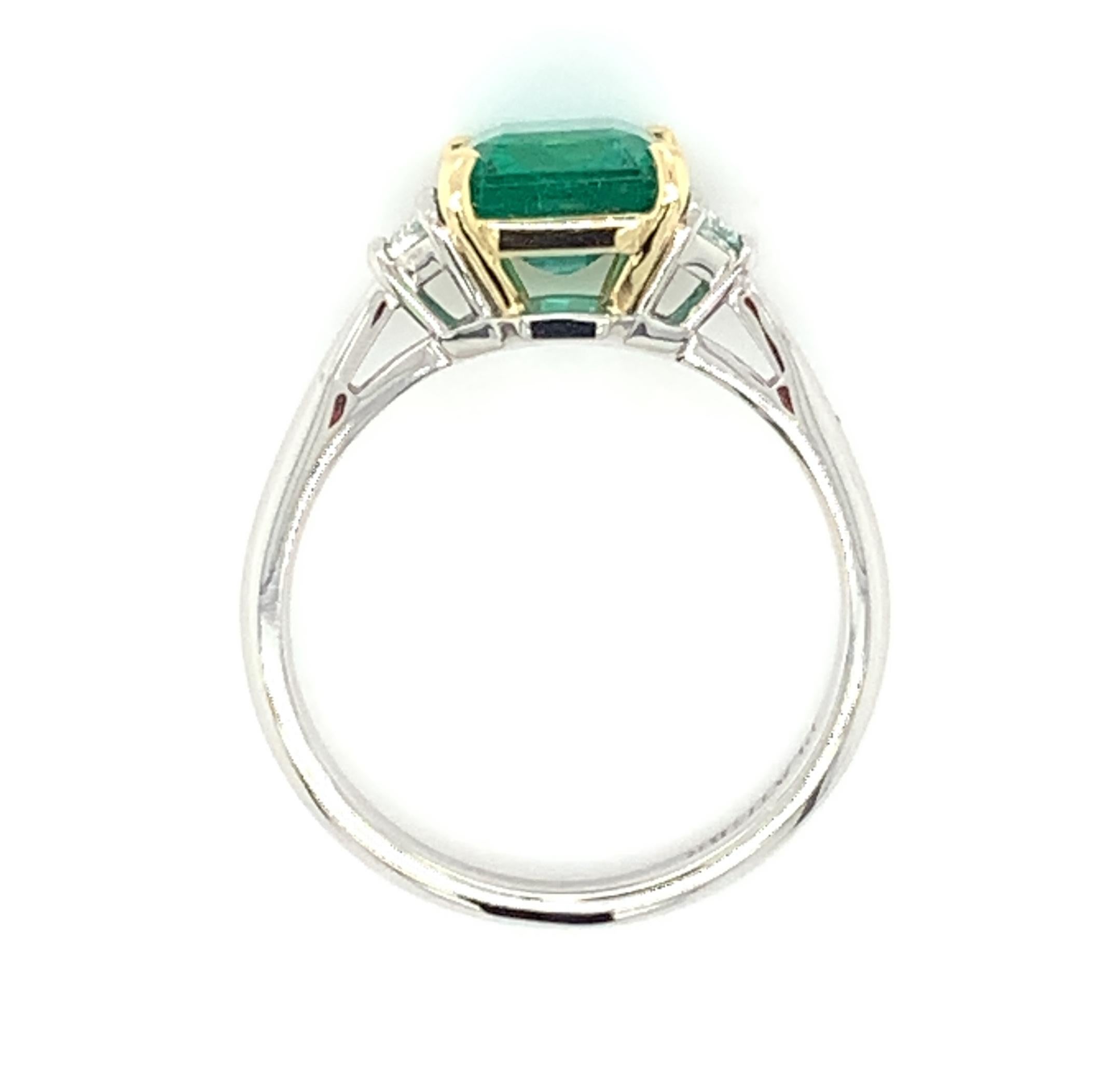 2.25 Carat Emerald and Diamond Engagement Ring in Platinum and Yellow Gold For Sale 1