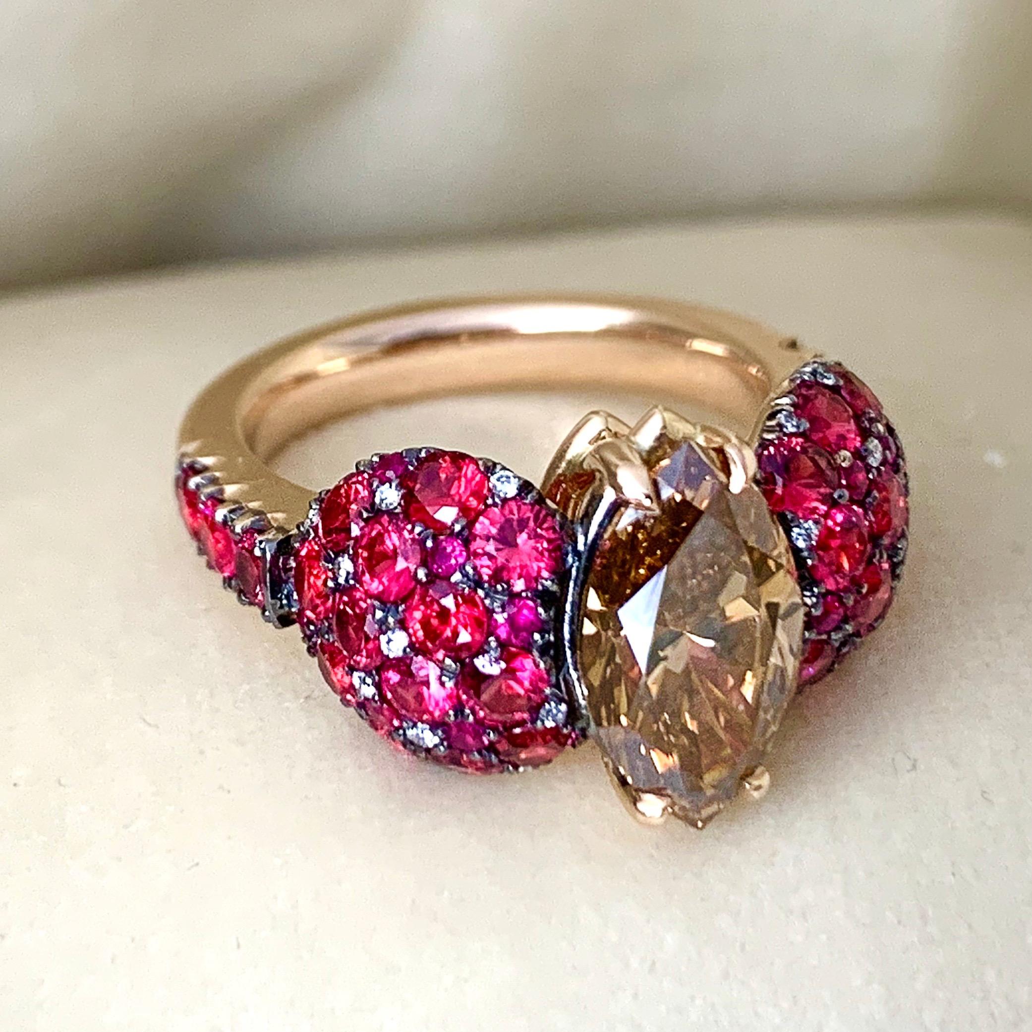 2,25 Karat GIA-zertifizierter orange-brauner Diamant-Ring mit burmesischem rotem Spinell im Angebot 1