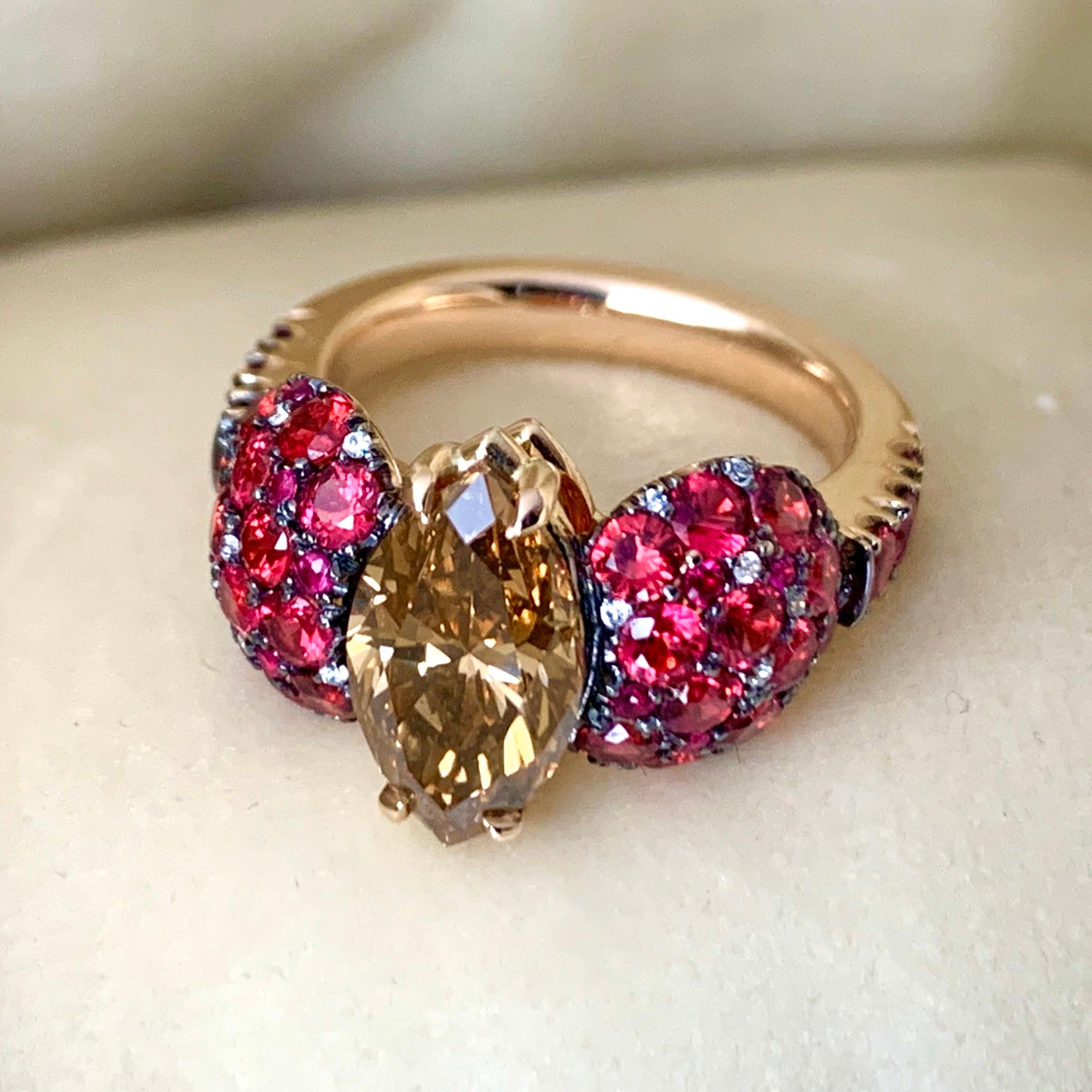 2.25 Carat GIA Certified Fancy Orange Brown Diamond Burmese Red Spinel Ring In New Condition For Sale In Antwerp, BE