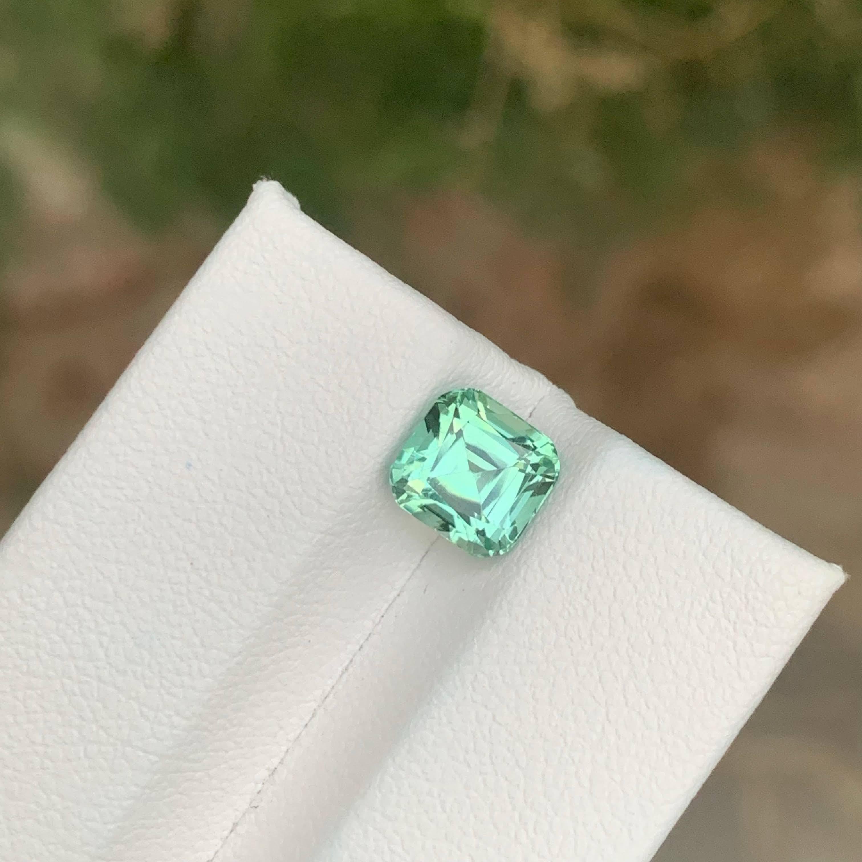 2.25 Carat Seafoam Tourmaline Stone Cushion Cut Natural Afghan Gemstone (pierre précieuse afghane) en vente 3