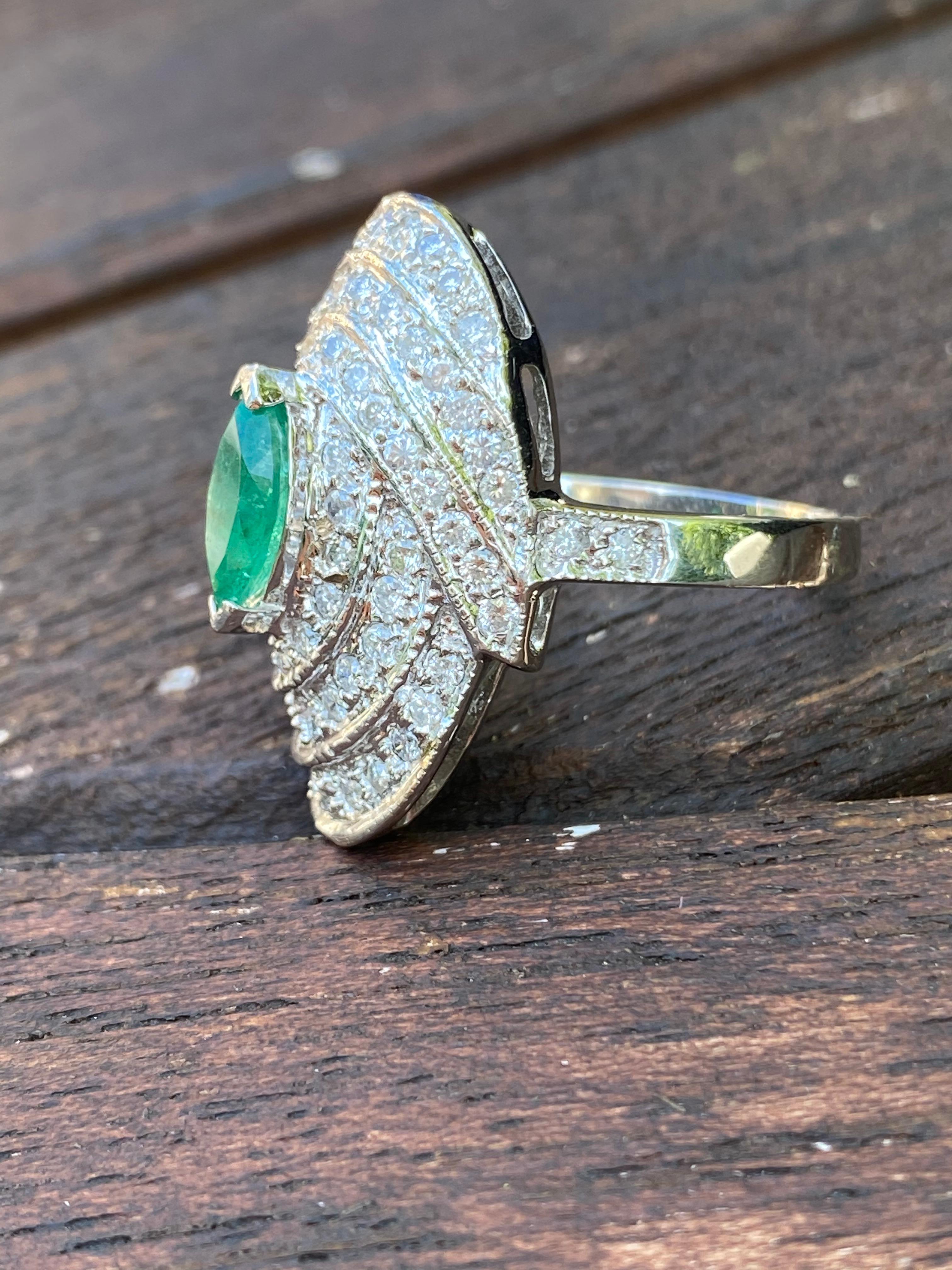 Marquise Cut 2.25 Carat Marquis-Cut Colombian Emerald and Diamond 14 Karat White Gold Ring For Sale