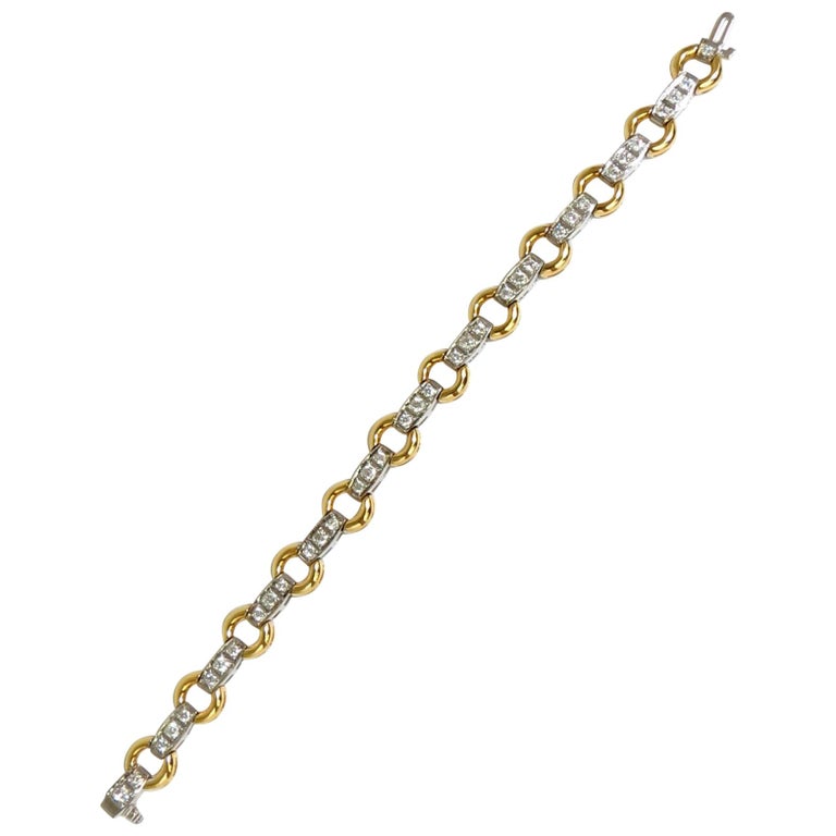 2.25 Carat Modern Diamond Circle Link Bracelet 14 Karat Two-Toned G/VS ...