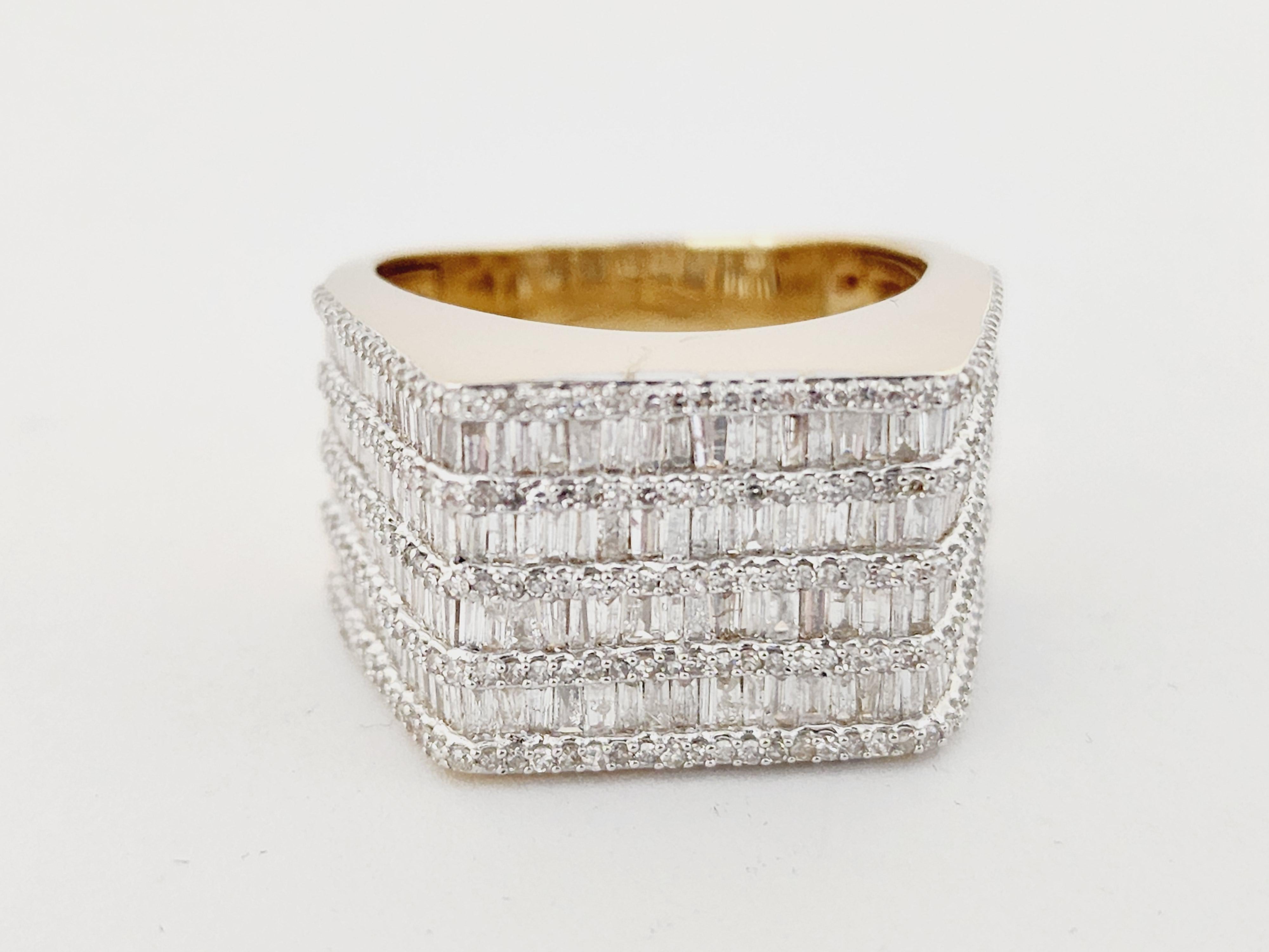 2.25 Carat Natural Diamond 14 Karat Yellow Gold Ring For Sale at 1stDibs