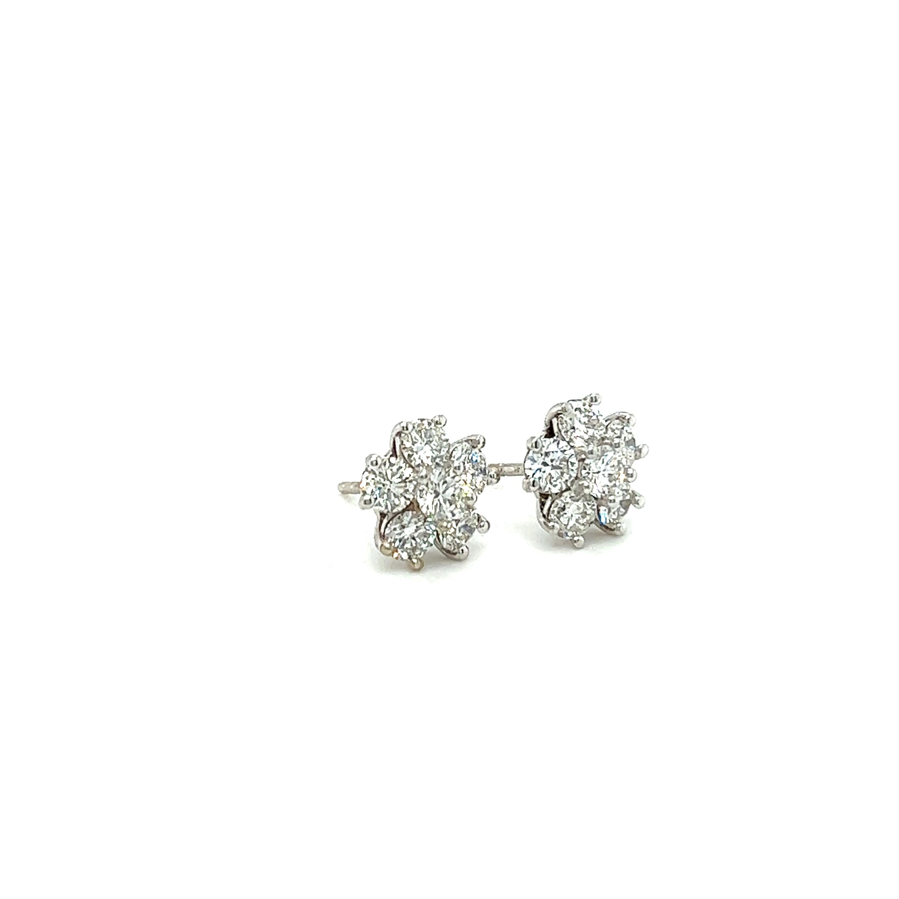 Boucles d'oreilles en diamant naturel de 2,25 carats en vente 3