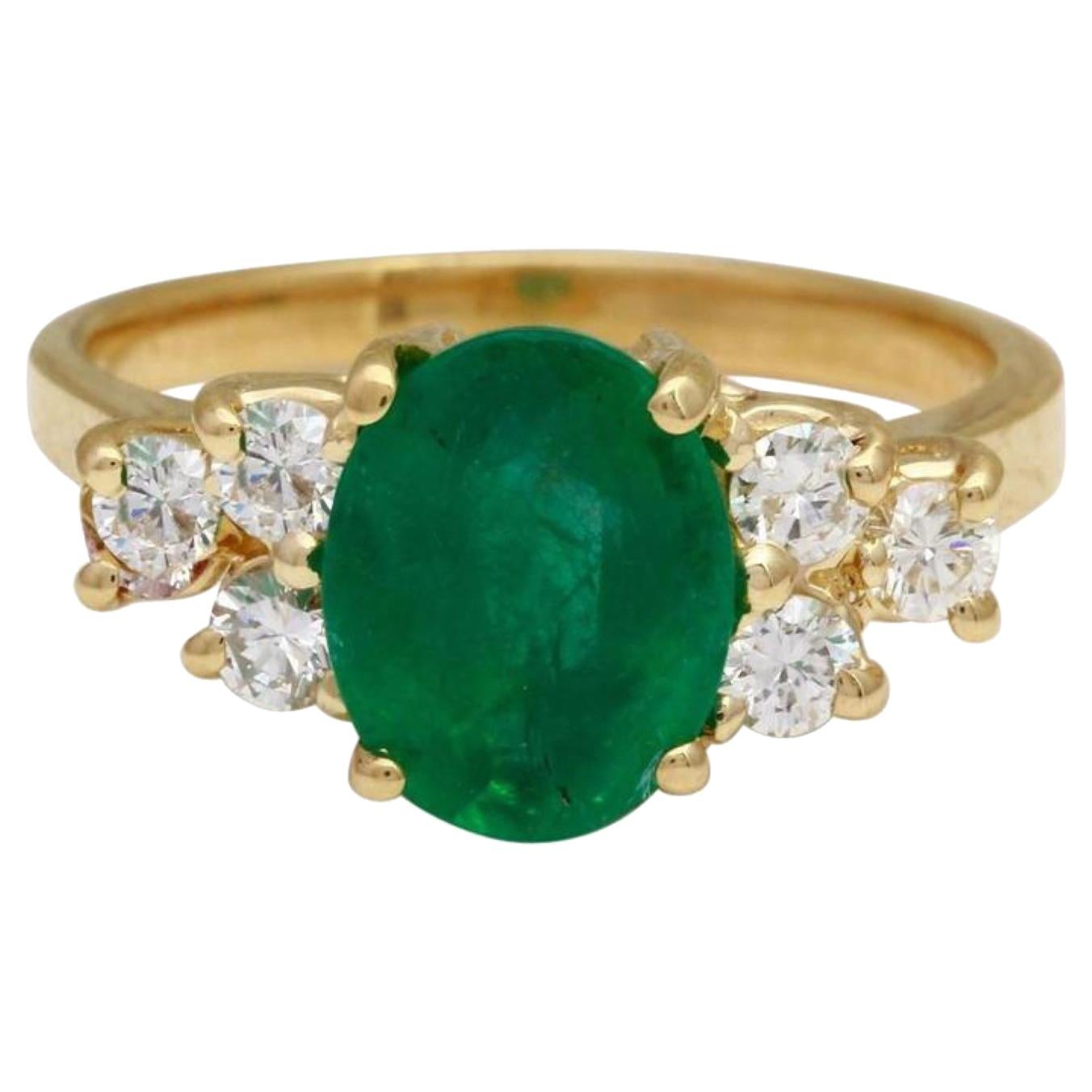 2,25 Karat natürlicher Smaragd und Diamant 14 Karat massiver Gelbgold Ring