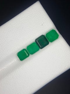 2.25 Carat Natural Loose Emerald Lot Gemstone For Jewellery Making