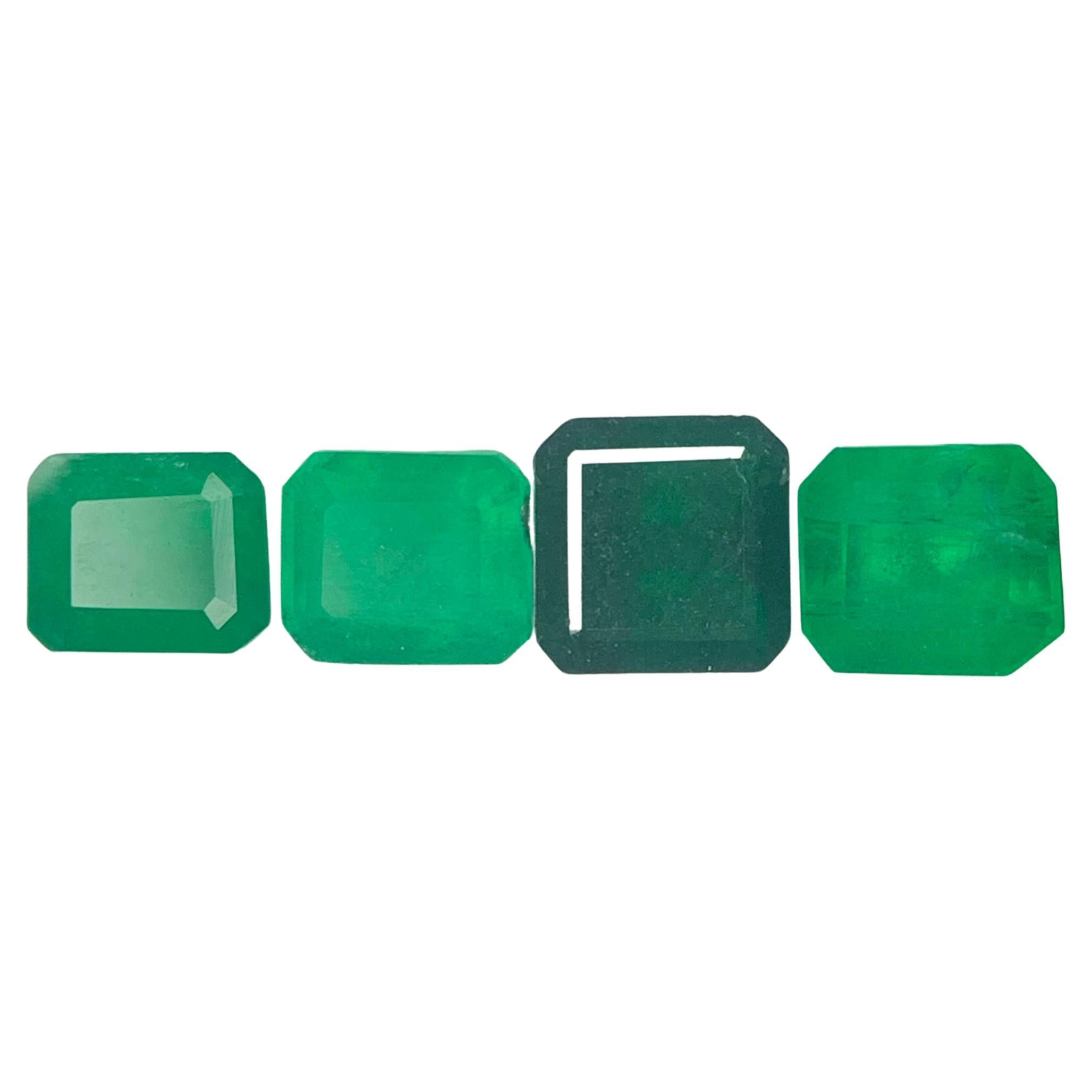 2.25 Carat Natural Loose Emerald Lot Gemstone For Jewellery Making en venta