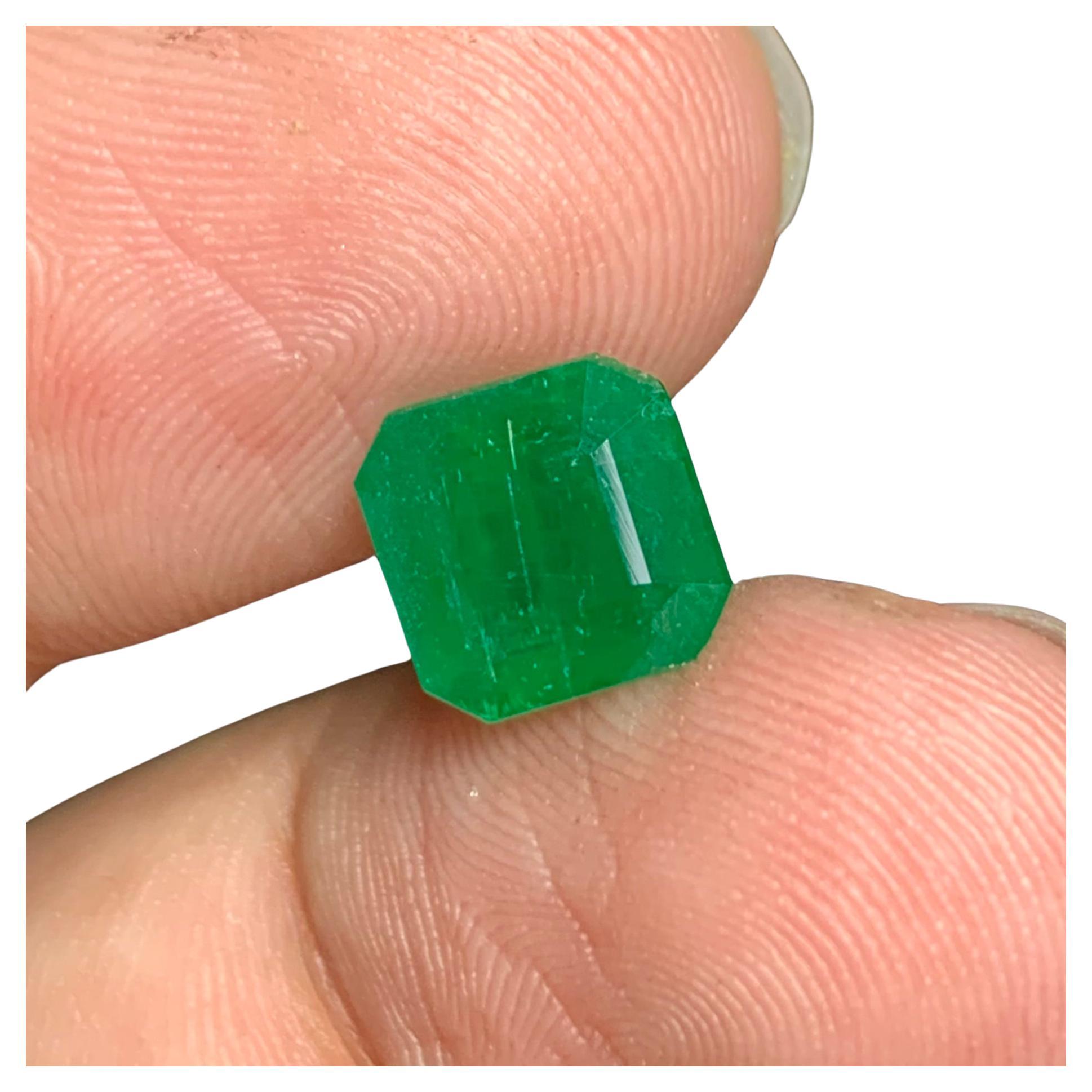 2.25 Carat Natural Loose Emerald Perfect Square Shape Gem For Wedding Ring