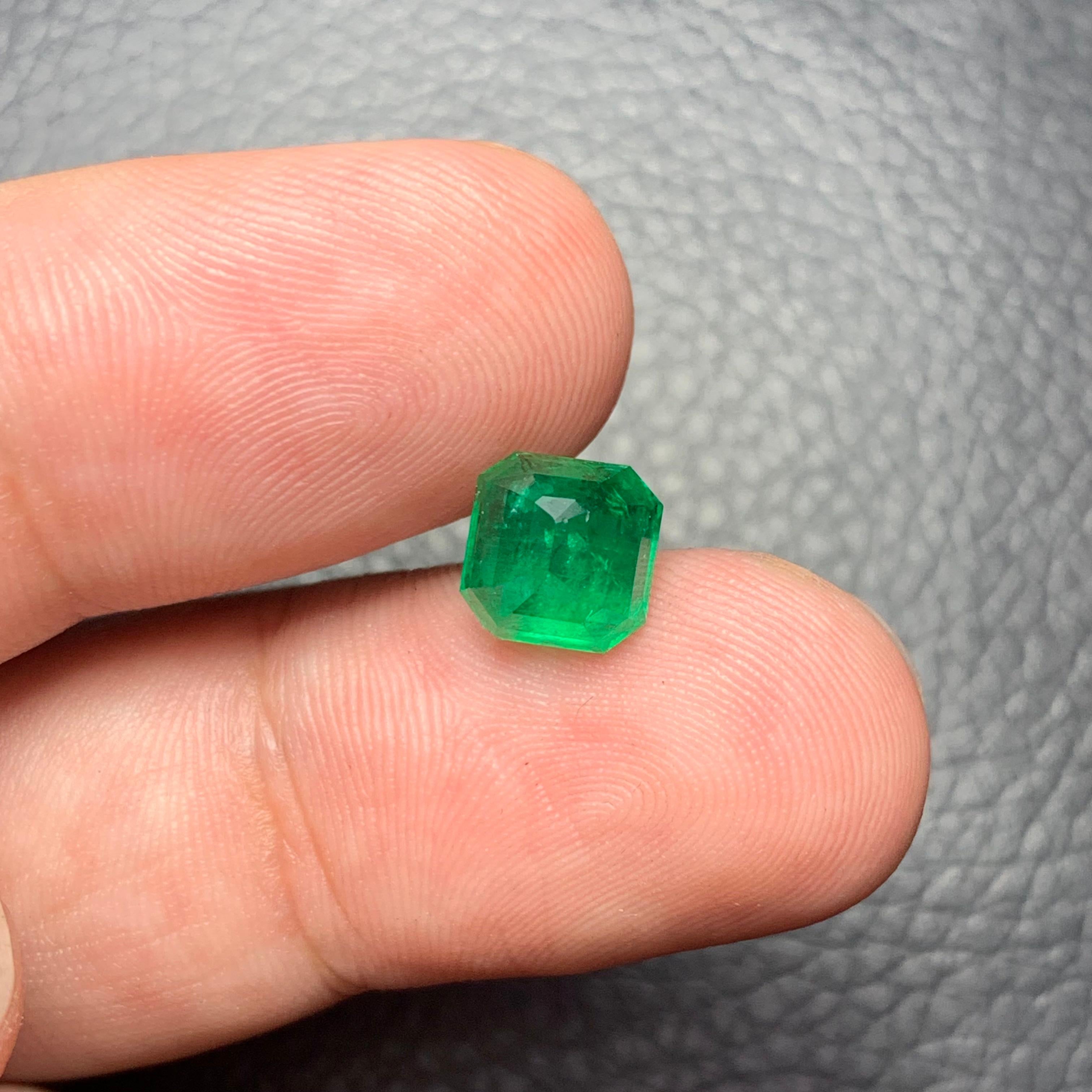 Loose Emerald

Weight: 2.25 Carats
Dimension: 7.4 x 7.3 x 5.5 Mm
Origin: Swat Pakistan
Cut: Square 
Color: Green
Treatment: Non
Certificate: On Demand

The Swat Emerald, also known as the Mingora Emerald, is a rare and highly prized gemstone