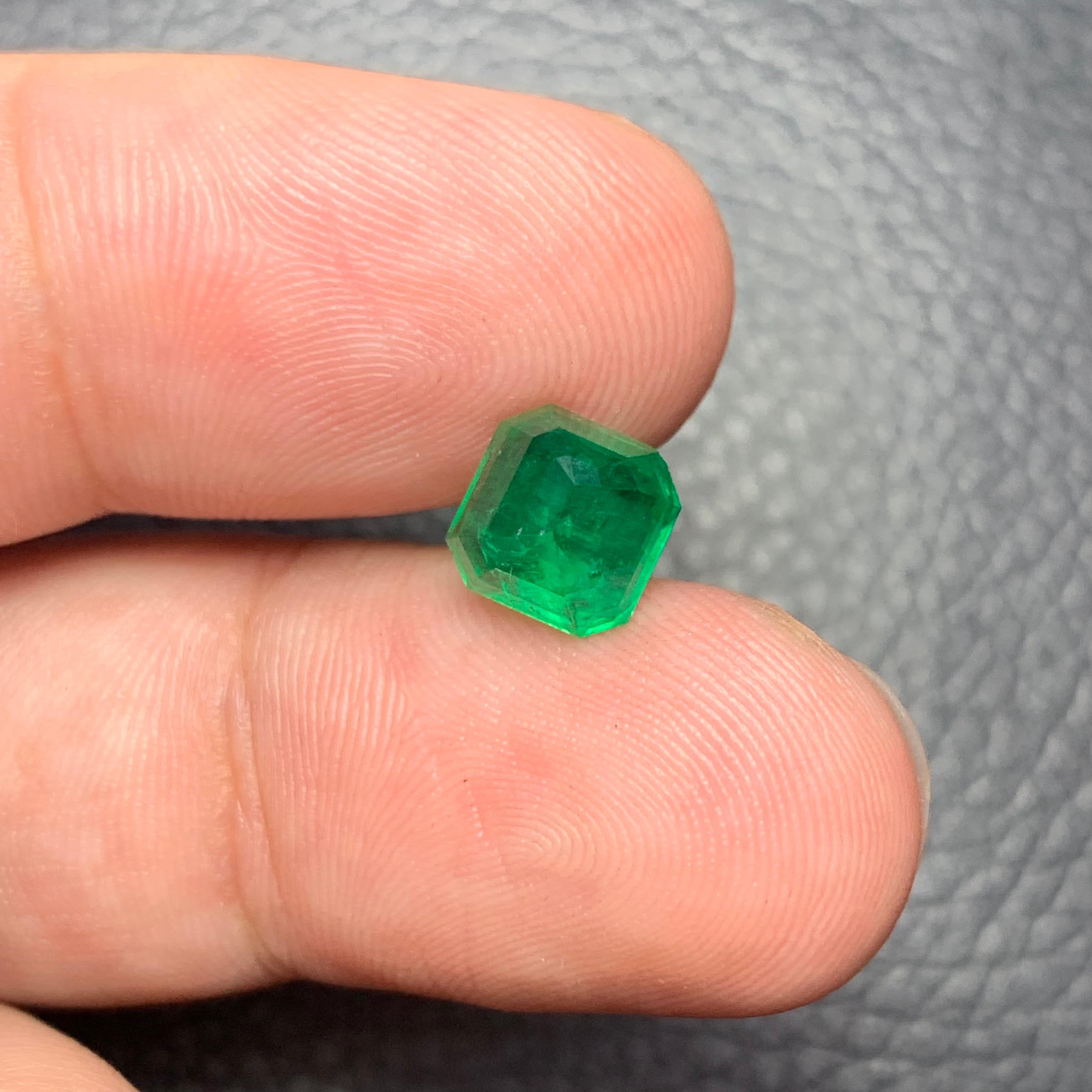 Quadrato Top Quality 2.25 Carat Natural Loose Emerald Square Cut Gemstone in vendita