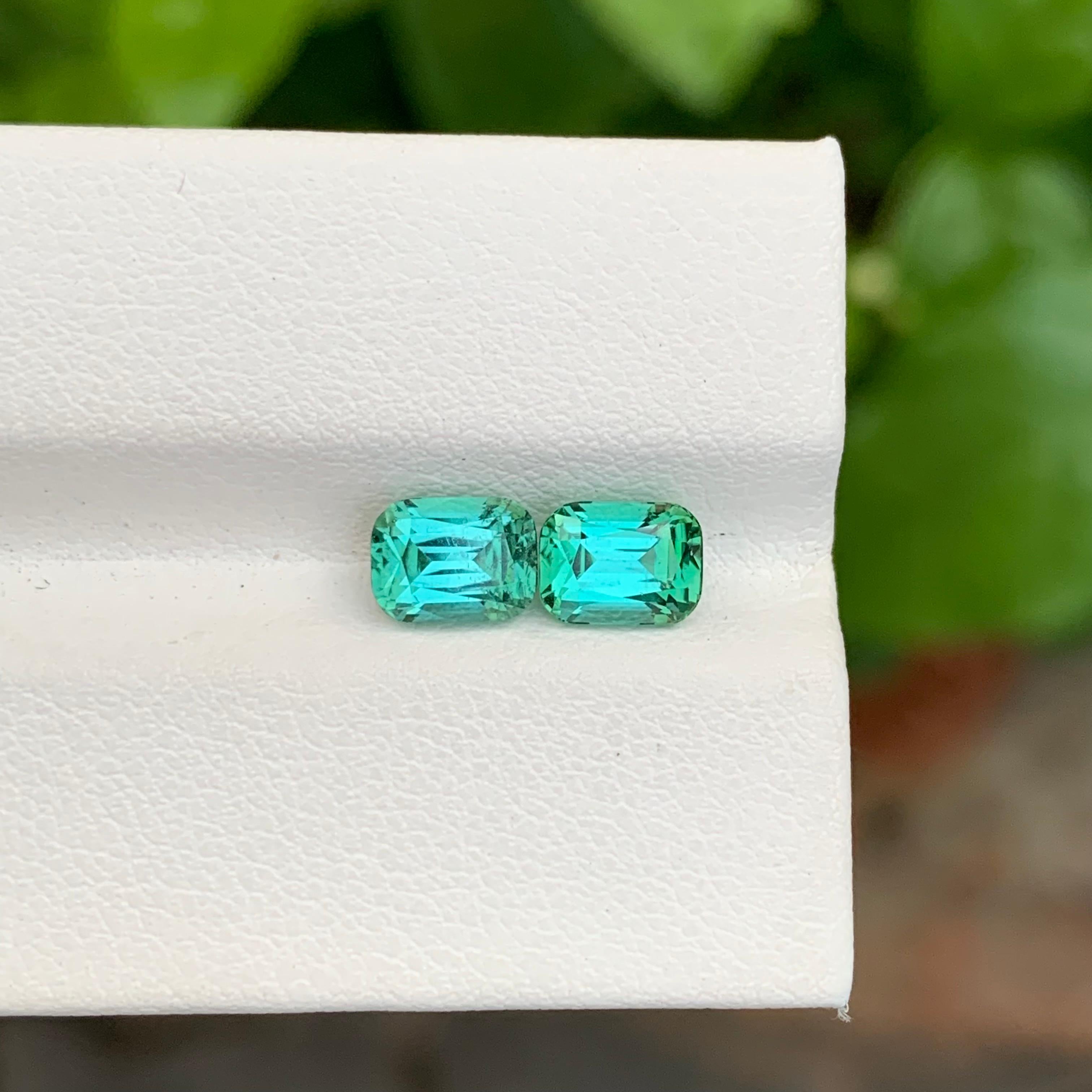 2.25 Carat Natural Loose Green Lagoon Dual Tourmaline Cushion Shape Gemstone (pierre précieuse en forme de coussin) Neuf - En vente à Peshawar, PK