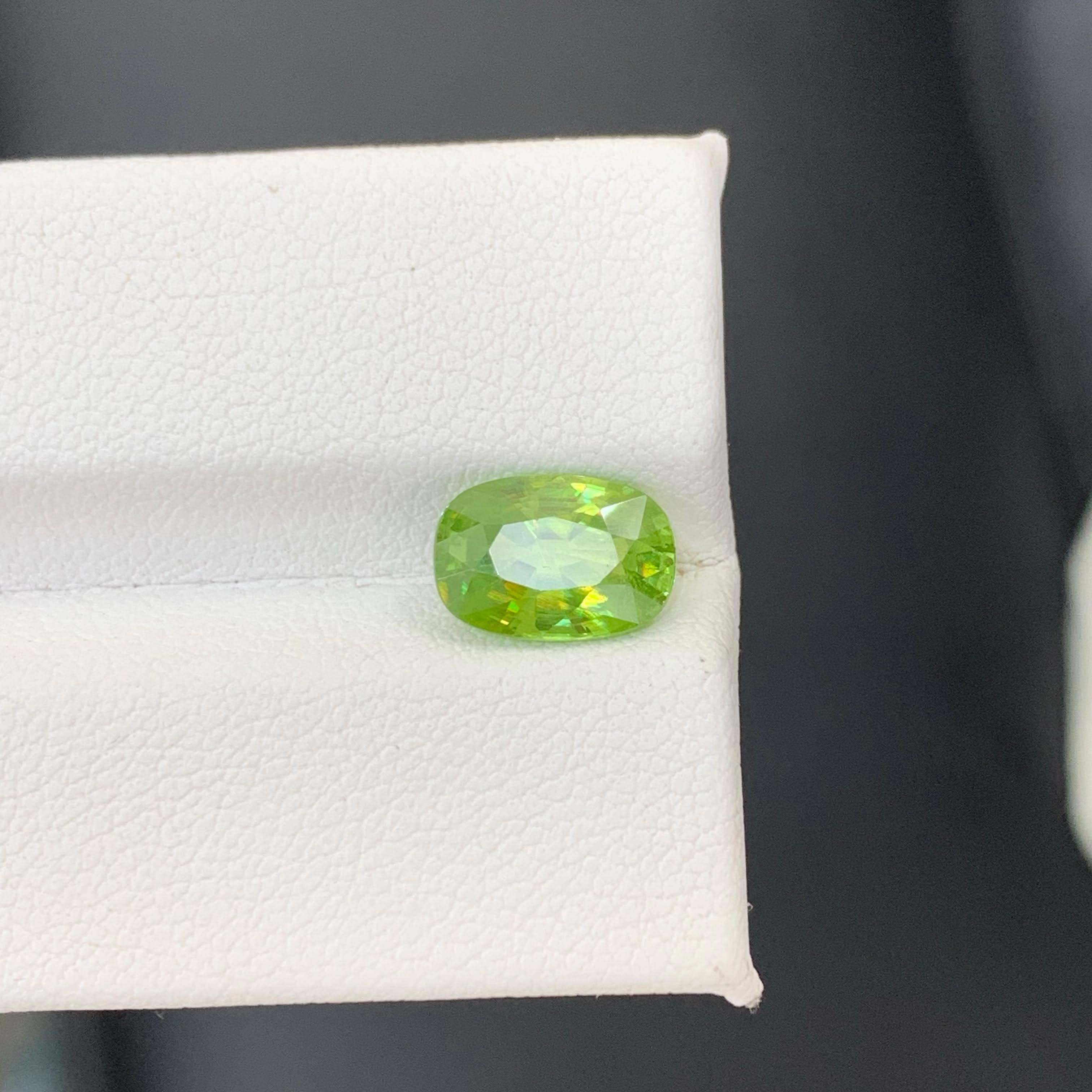 Oval Cut 2.25 Carat Natural Loose Green Sphene Stone Oval Shaped Madagascar's Gemstone For Sale