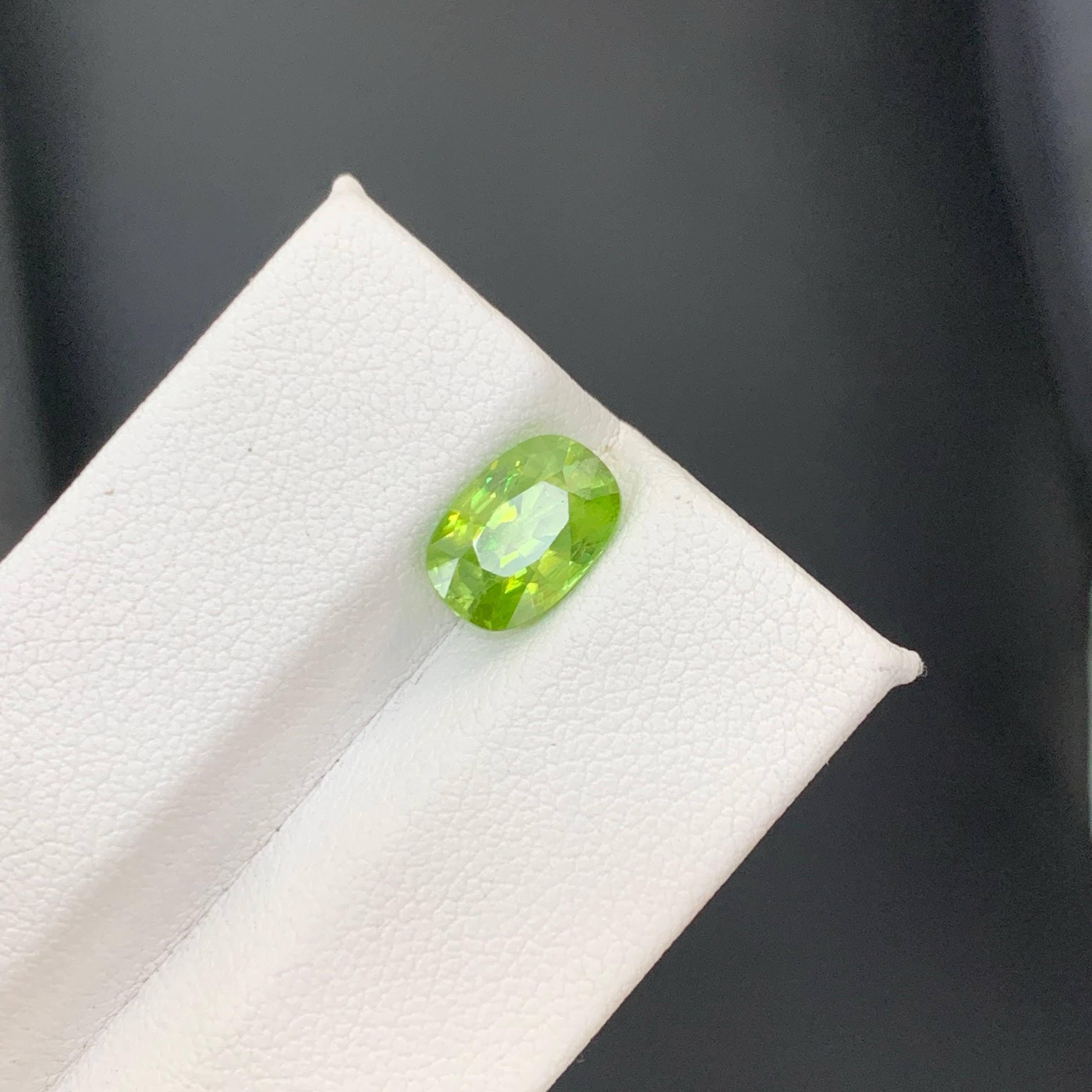 2.25 Carat Natural Loose Green Sphene Stone Oval Shaped Madagascar's Gemstone For Sale 1