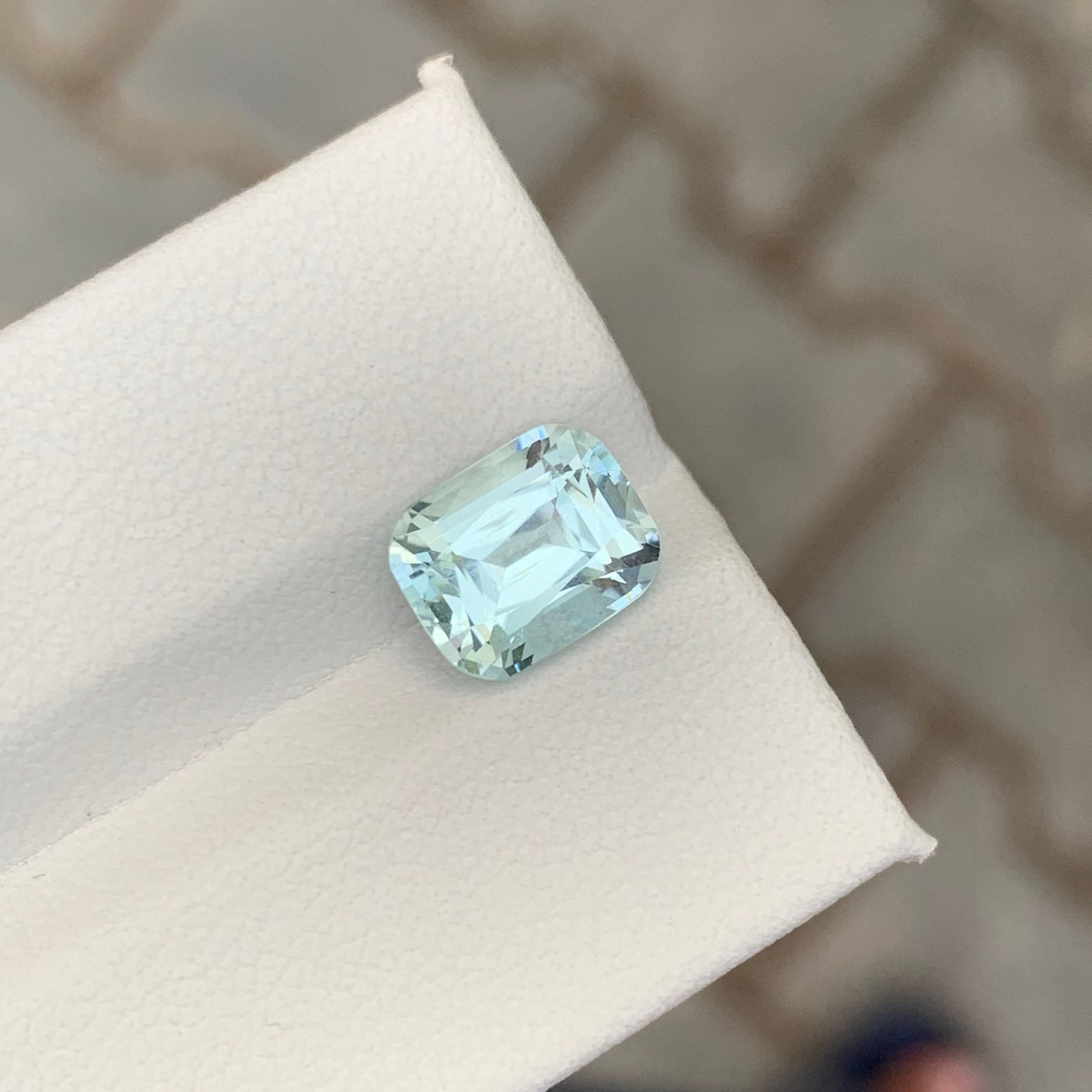 2.25 carati di acquamarina azzurra naturale sfusa, taglio a cuscino, gemma pakistana in vendita 3