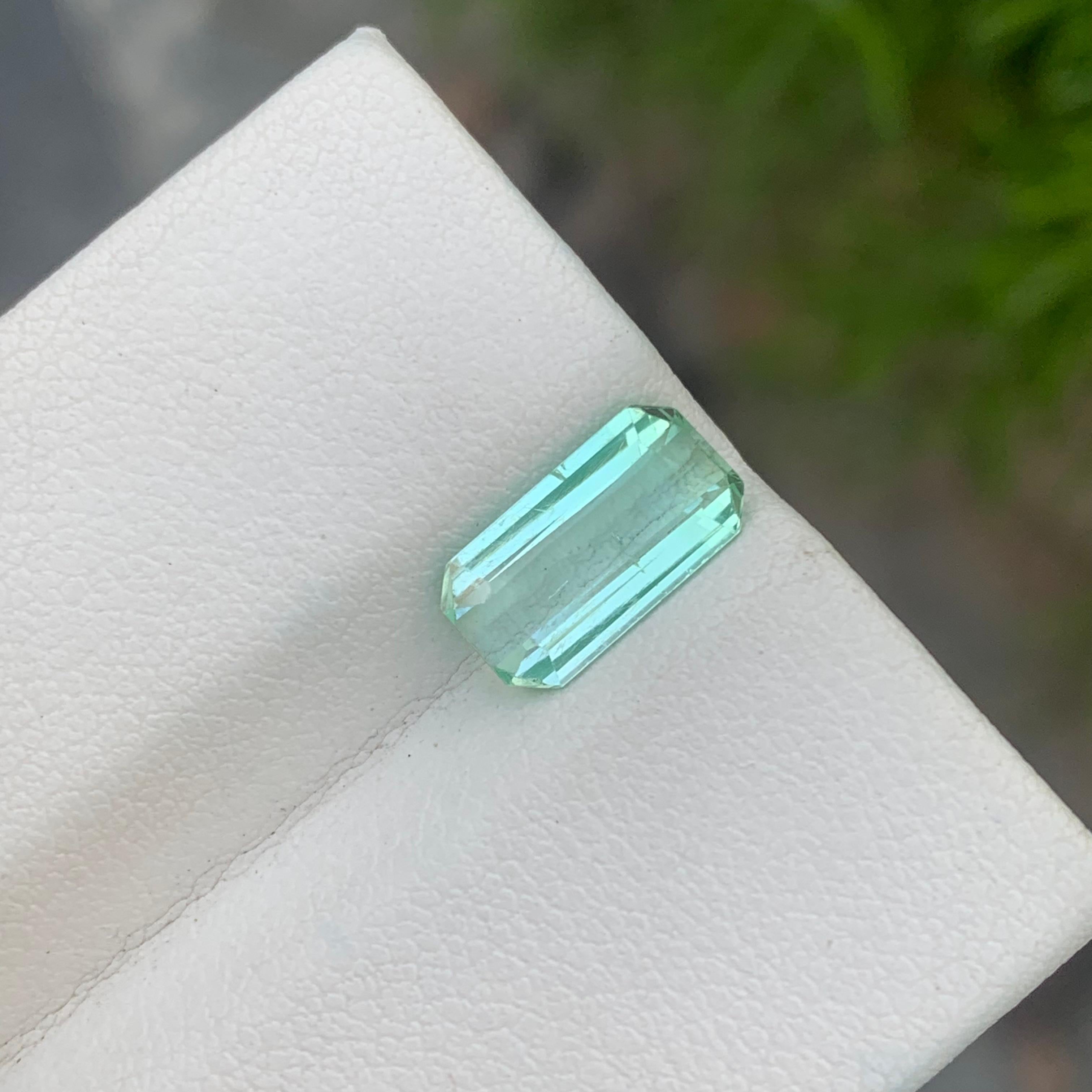 2.25 Carat Natural Loose Light Mint Green Tourmaline Emerald Shape Gem For Ring  For Sale 2