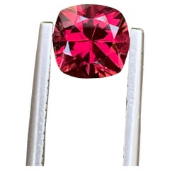 2,25 Karat natürlicher loser Rhodolith Granat Cushion Shape Edelstein