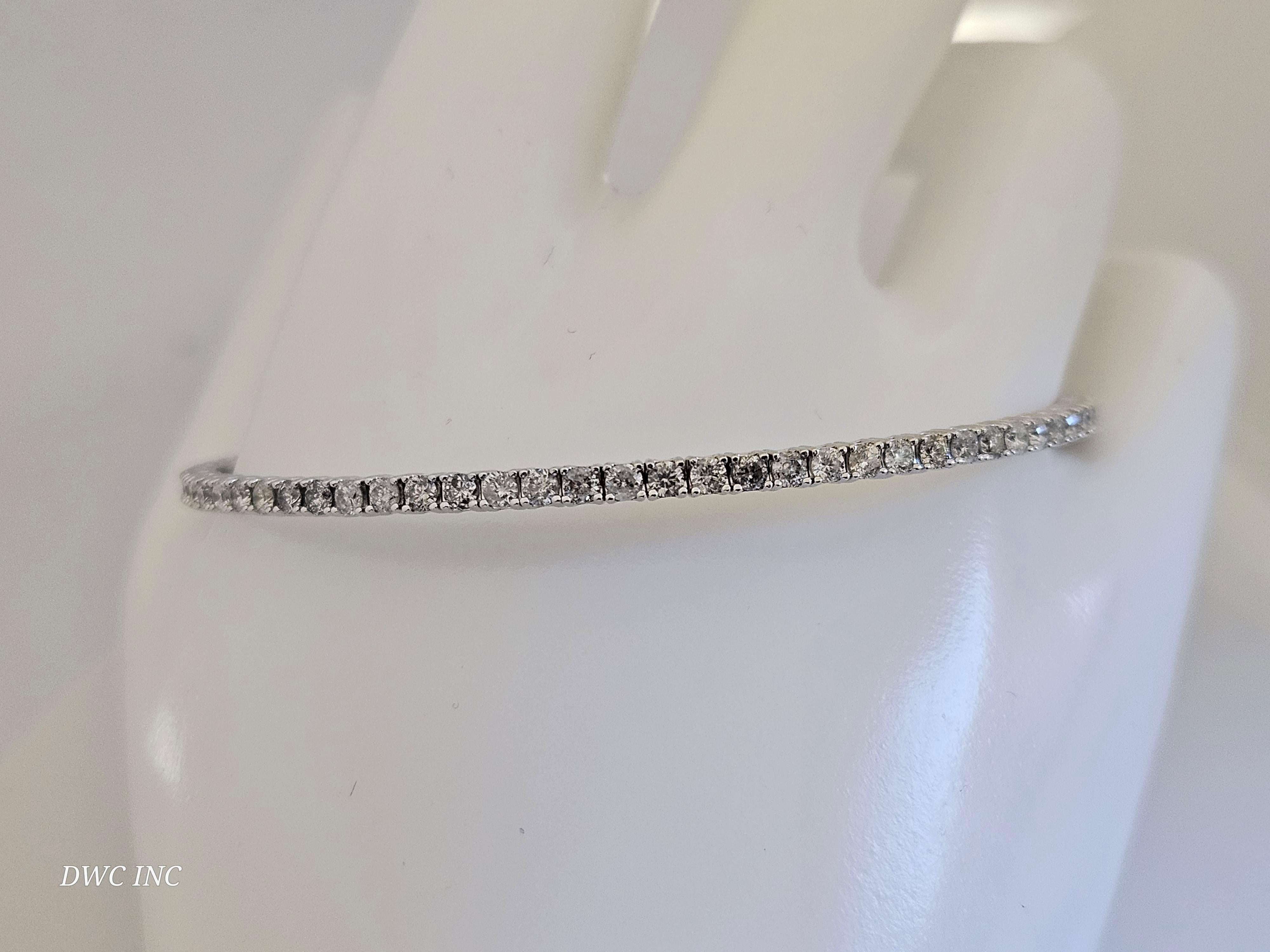 2.25 Carat Round Brilliant Cut Diamond Bangle Bracelet 14 Karat White Gold For Sale 1